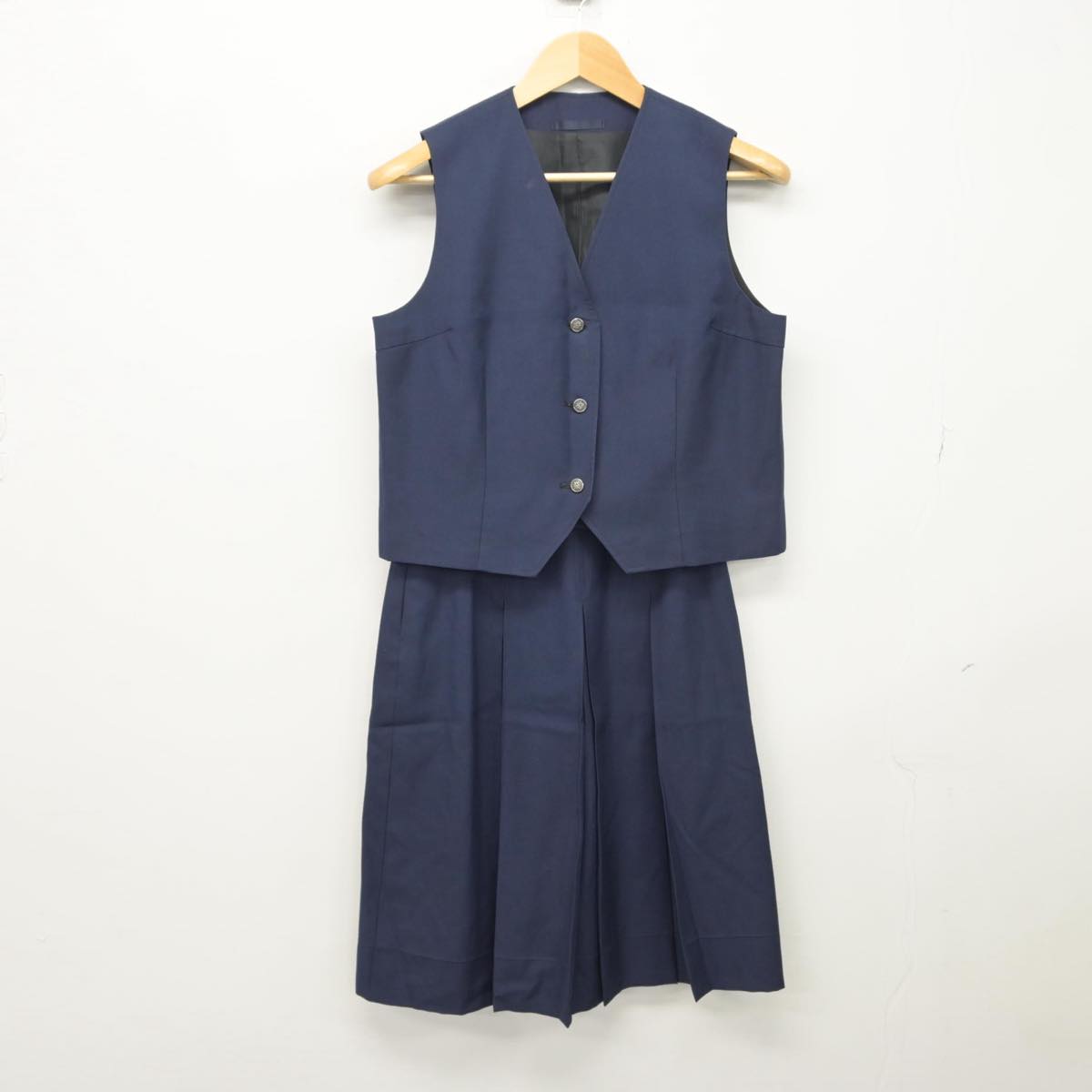 【中古】神奈川県 大和市立光丘中学校 女子制服 2点（ベスト・スカート）sf028181