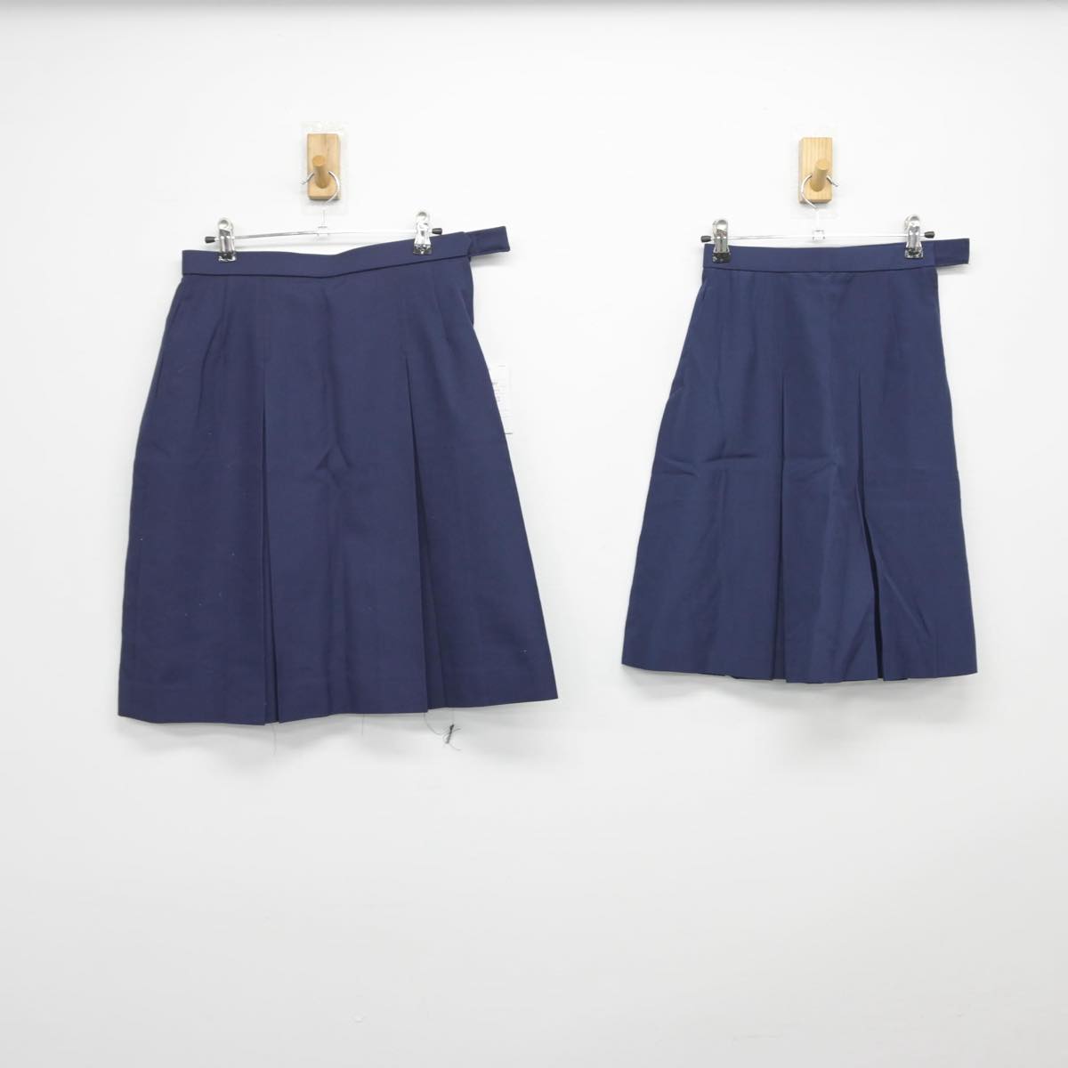 【中古】東京都 成瀬台中学校 女子制服 3点（ブレザー・スカート・スカート）sf028198