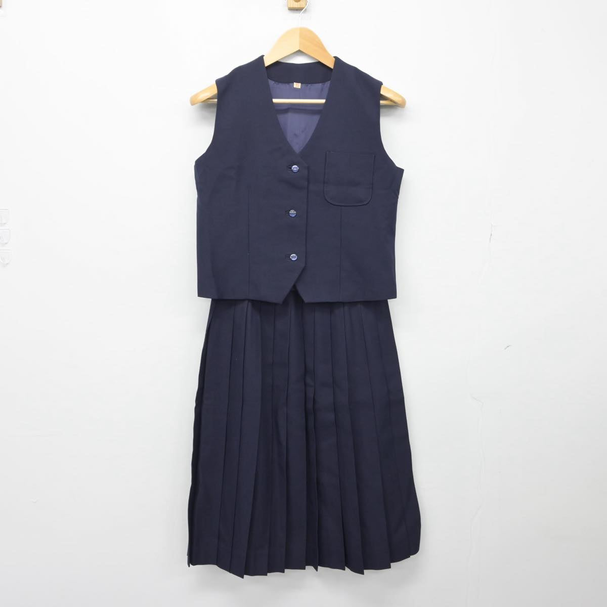 【中古】埼玉県 戸田東中学校 女子制服 2点（ベスト・スカート）sf028207