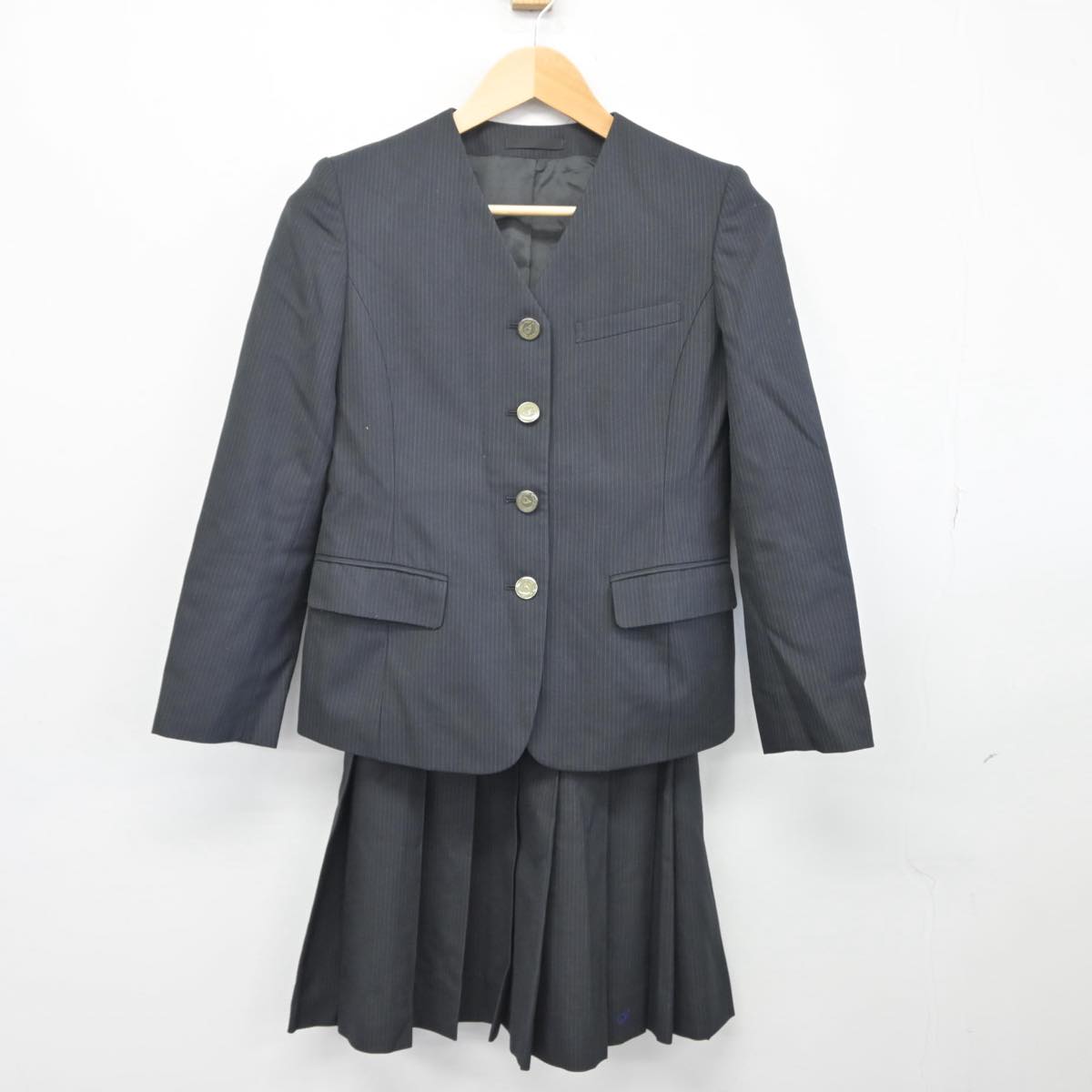 【中古】福岡県 飯塚高等学校 女子制服 2点（ブレザー・スカート）sf028249