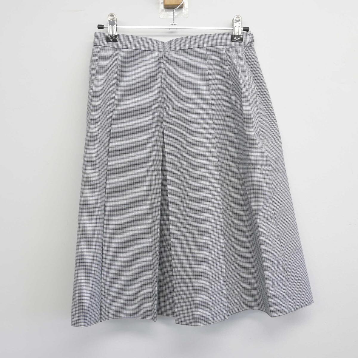 【中古】神奈川県 藤沢市立滝の沢中学校 女子制服 2点（ベスト・スカート）sf028253