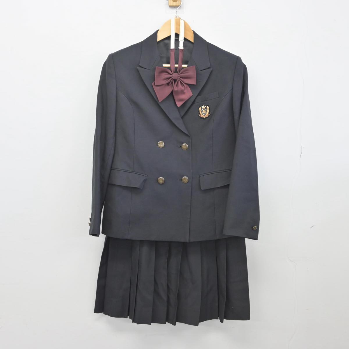 【中古】埼玉県 埼玉栄高等学校 女子制服 4点（ブレザー・スカート）sf028376