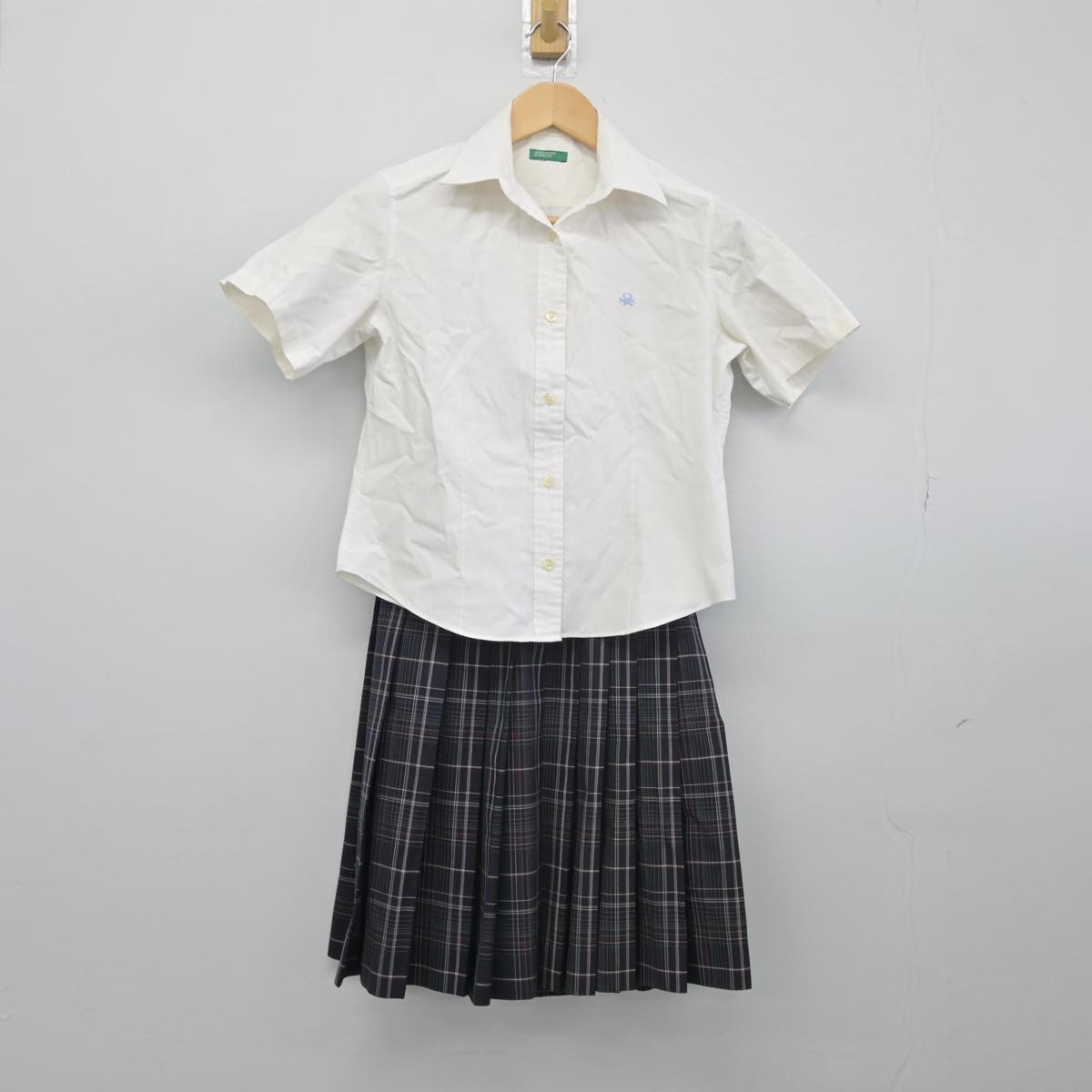 【中古】大分県 大分国際情報高等学校 女子制服 2点（シャツ・スカート）sf028425