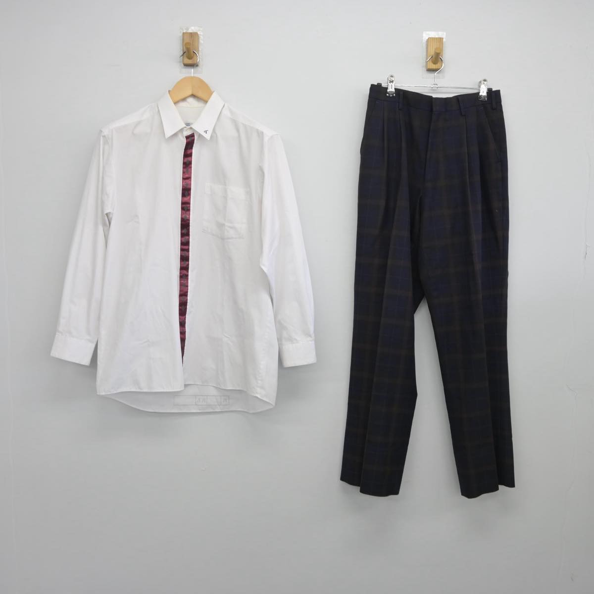 【中古】大分県 鶴崎工業高等学校 男子制服 5点（ブレザー・ニット・シャツ・ズボン）sf028426