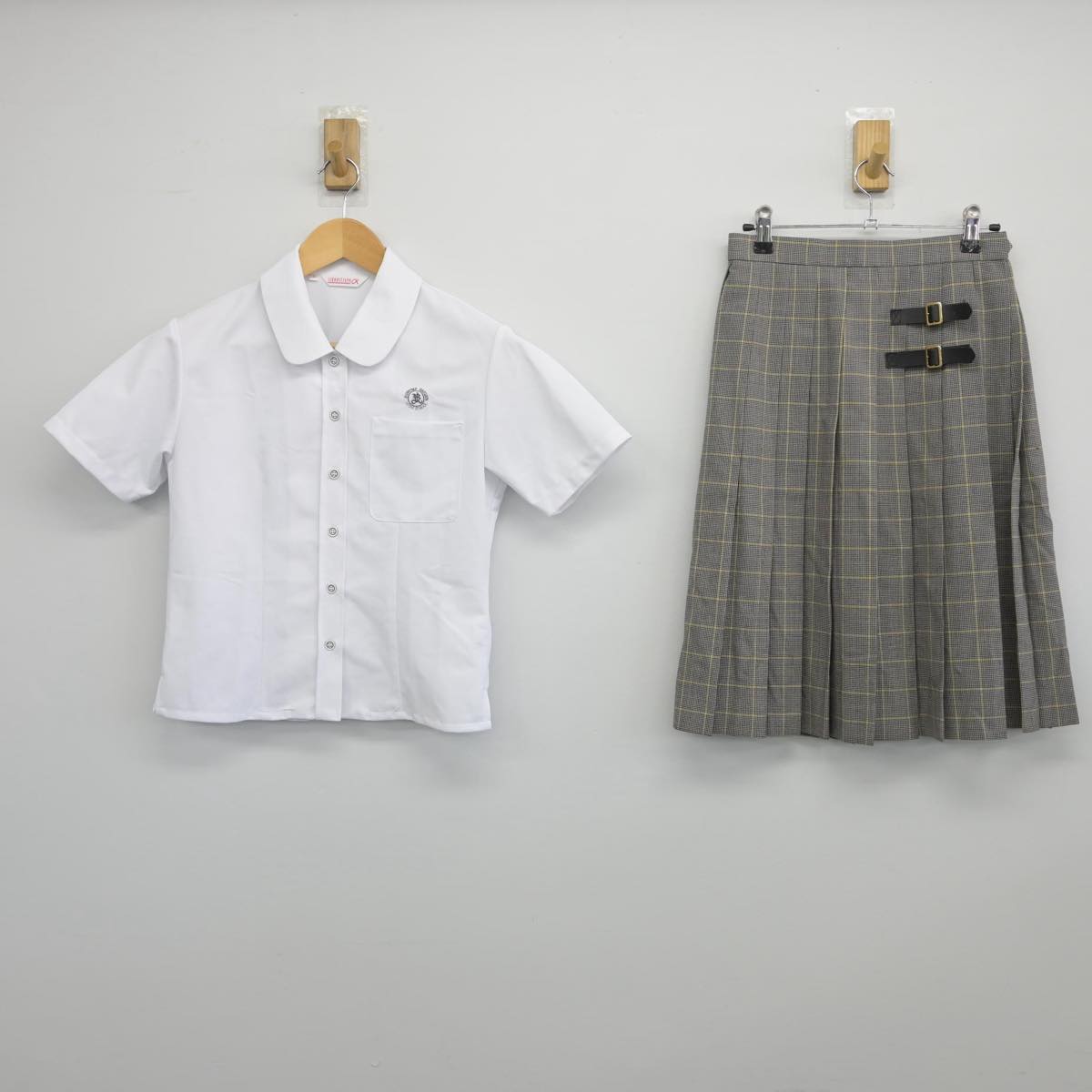 【中古】福岡県 久留米学園高等学校 女子制服 2点（ズボン・スカート）sf028431