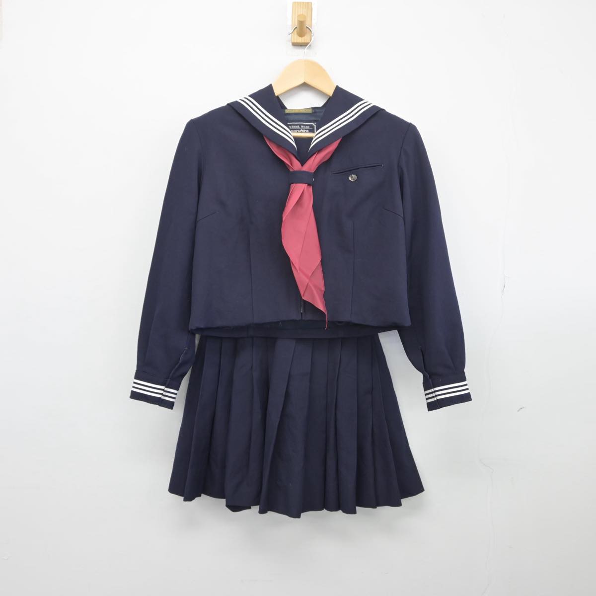 【中古】埼玉県 立川越西高等学校 女子制服 3点（セーラー服・スカート）sf028434