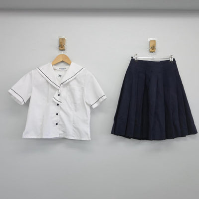 【中古】東京都 板橋有徳高等学校 女子制服 2点（セーラー服・スカート）sf028445