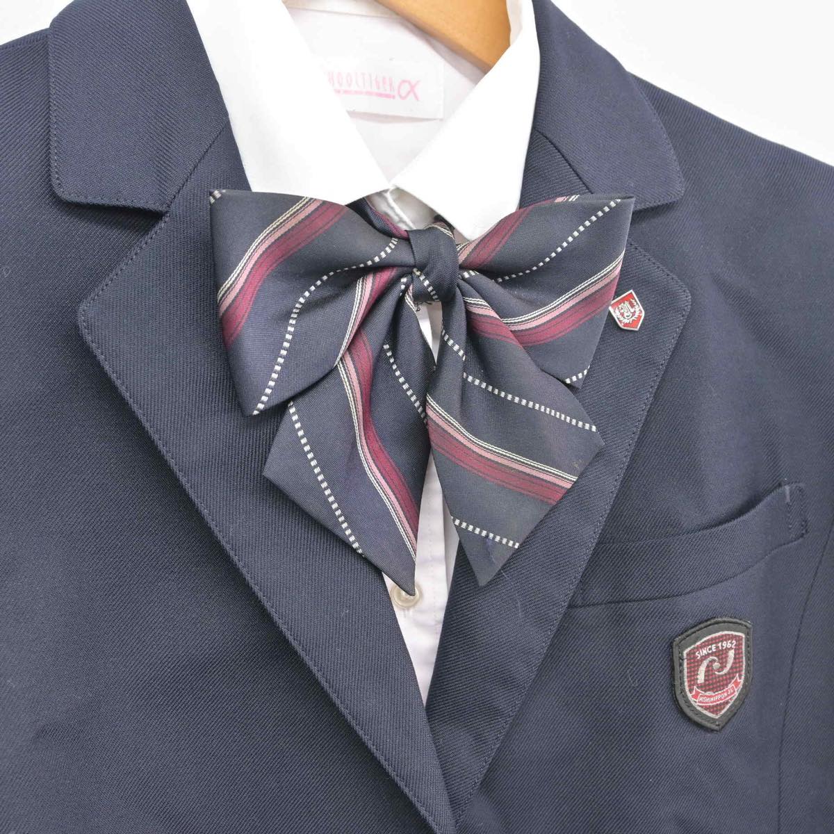 【中古】福岡県 西日本短期大学附属高等学校 女子制服 3点（ブレザー・シャツ・スカート）sf028451