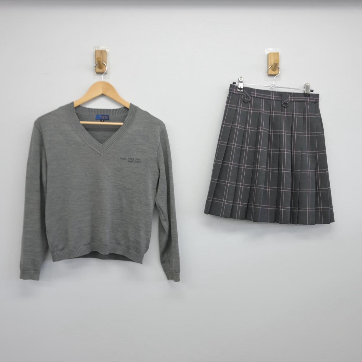 【中古】大阪府 大阪成蹊女子高等学校 女子制服 4点（ブレザー・ニット・スカート）sf028489