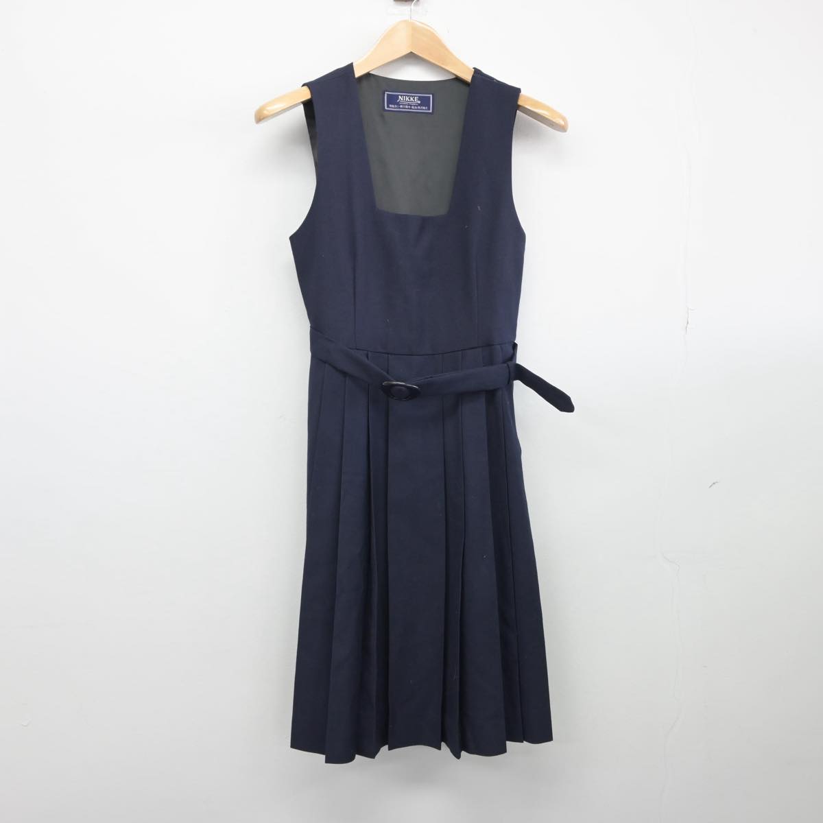 【中古】埼玉県 越谷市立南中学校 女子制服 3点（セーラー服・ジャンパースカート）sf028507