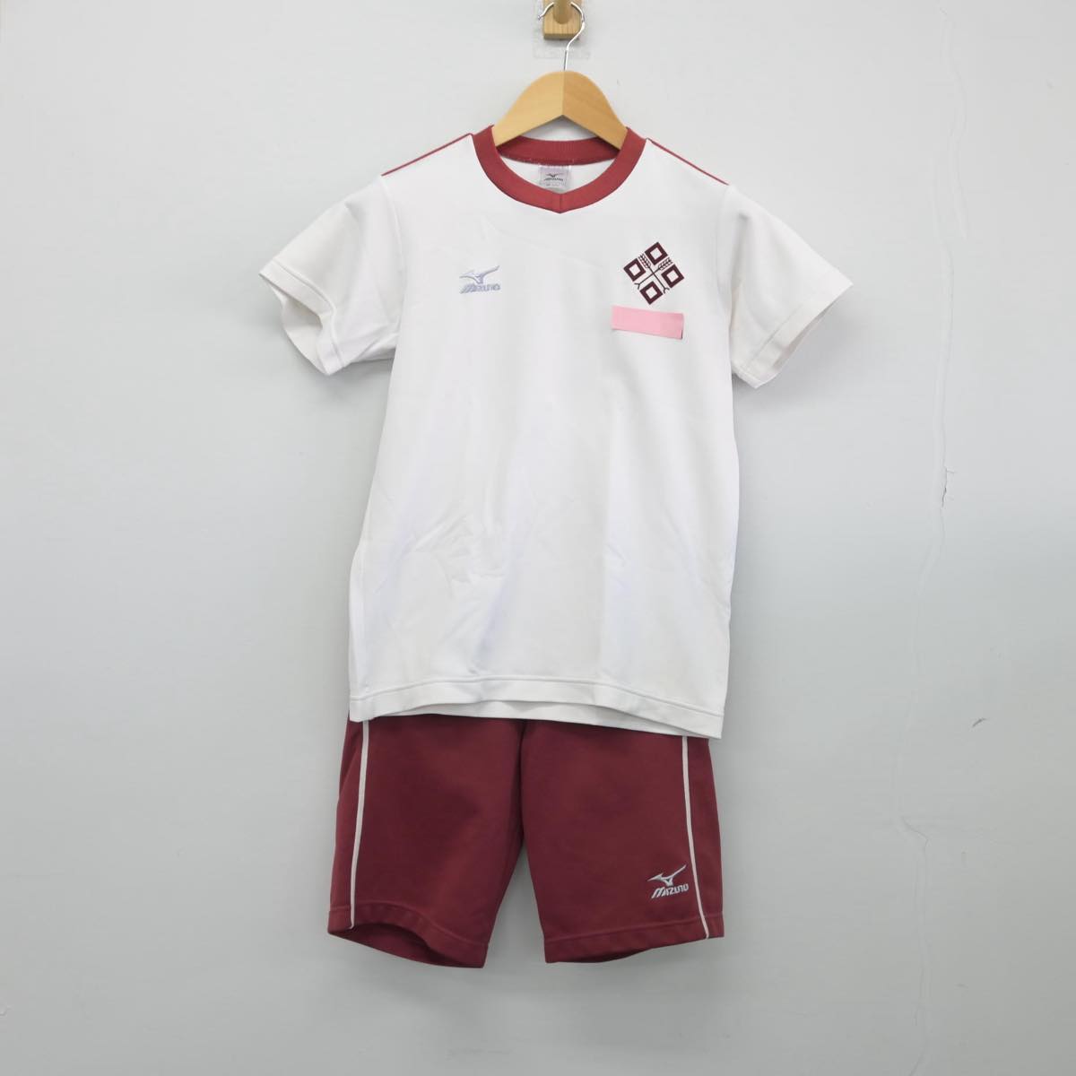 【中古】高知県 土佐中学校・高等学校 女子制服 2点（体操服 上・体操服 下）sf028522