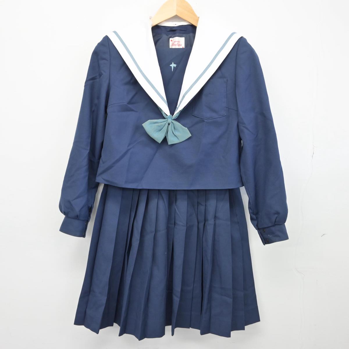 【中古】愛知県 金屋中学校 女子制服 3点（セーラー服・スカート）sf028546