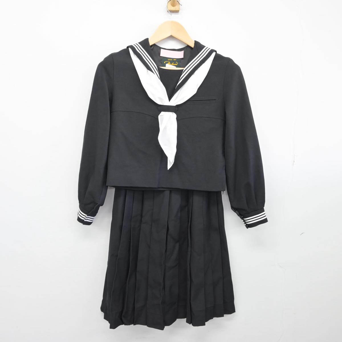 【中古】東京都 富士見中学高等学校 女子制服 4点（セーラー服・スカート）sf028588