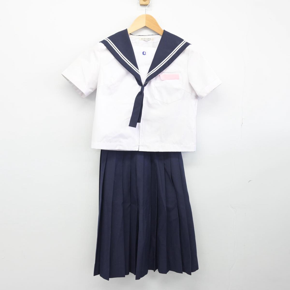 【中古】大分県 王子中学校 女子制服 3点（セーラー服・スカート）sf028629