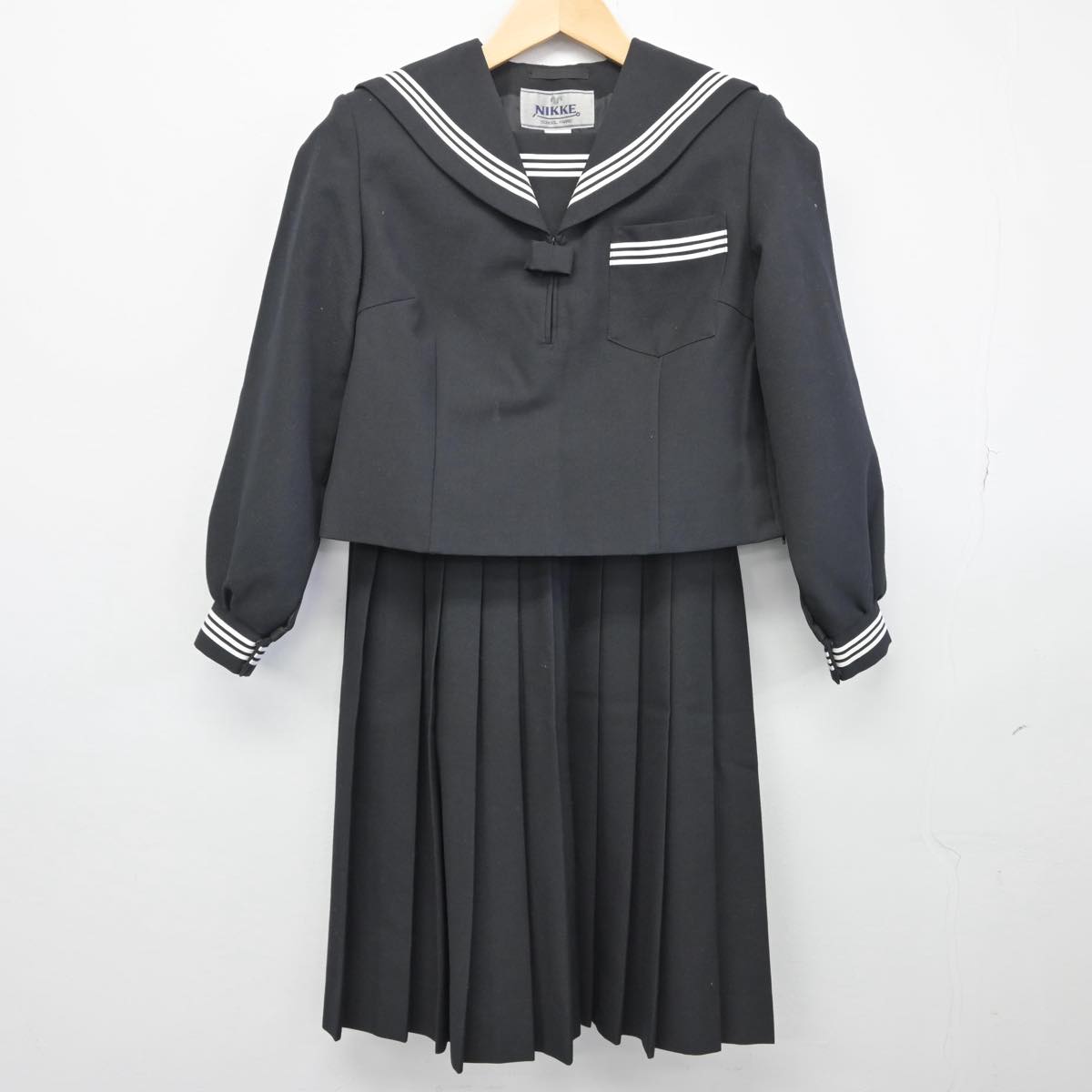 【中古】新潟県 三条市立大崎中学校 女子制服 3点（セーラー服・スカート）sf028676