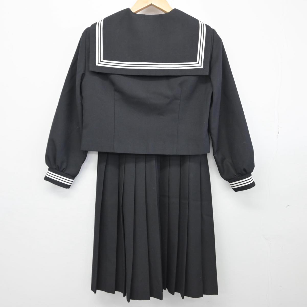 【中古】新潟県 三条市立大崎中学校 女子制服 3点（セーラー服・スカート）sf028676