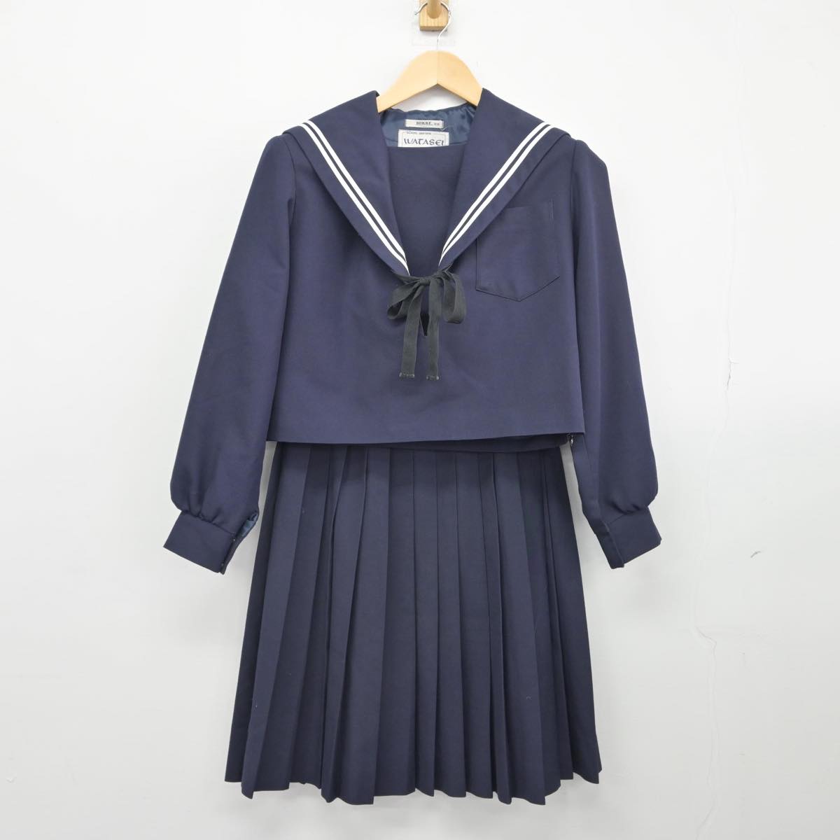 【中古】愛知県 白木中学校 女子制服 3点（セーラー服・スカート）sf028712