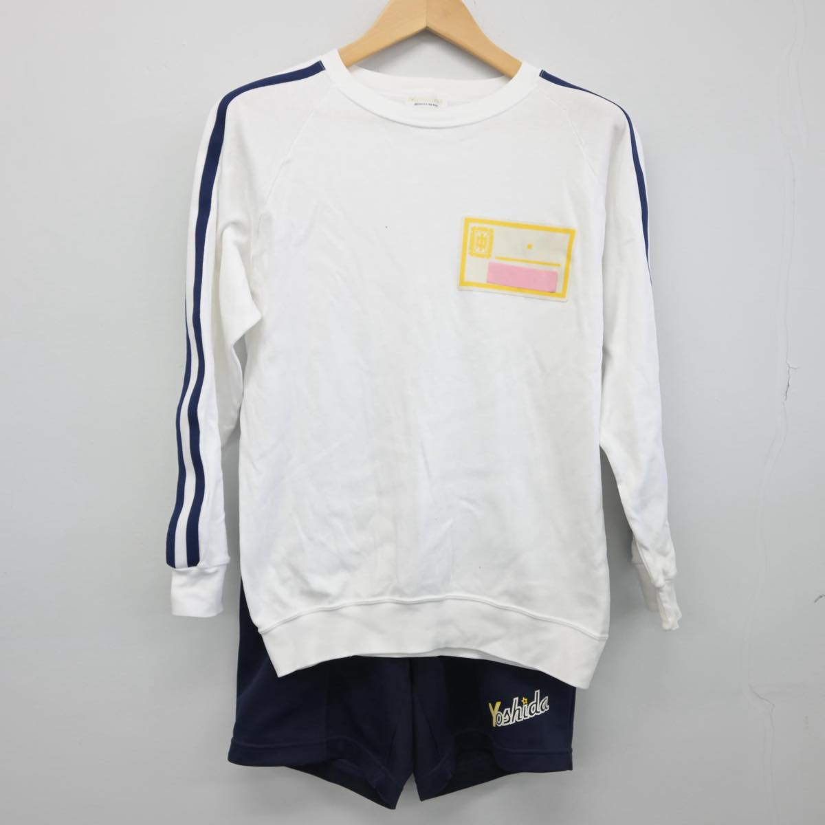 【中古】静岡県 吉田中学校 女子制服 3点（体操服 上・体操服 上・体操服 下）sf028724