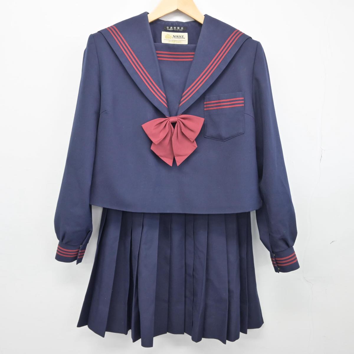 【中古】奈良県 片塩中学校 女子制服 3点（セーラー服・スカート）sf028743