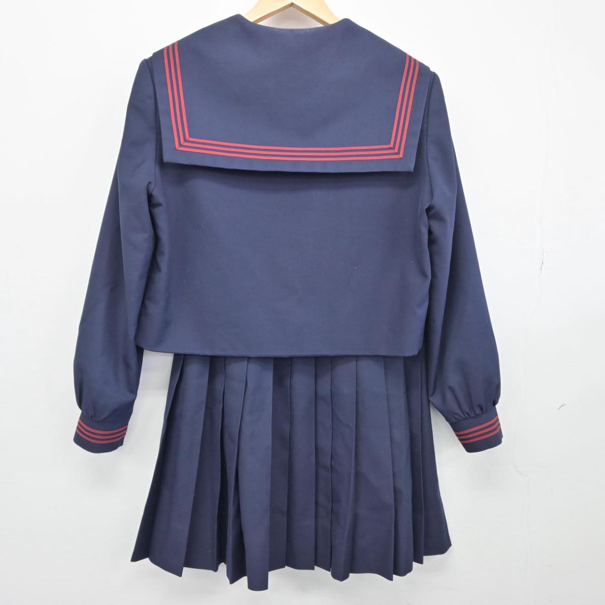 【中古】奈良県 片塩中学校 女子制服 3点（セーラー服・スカート）sf028743