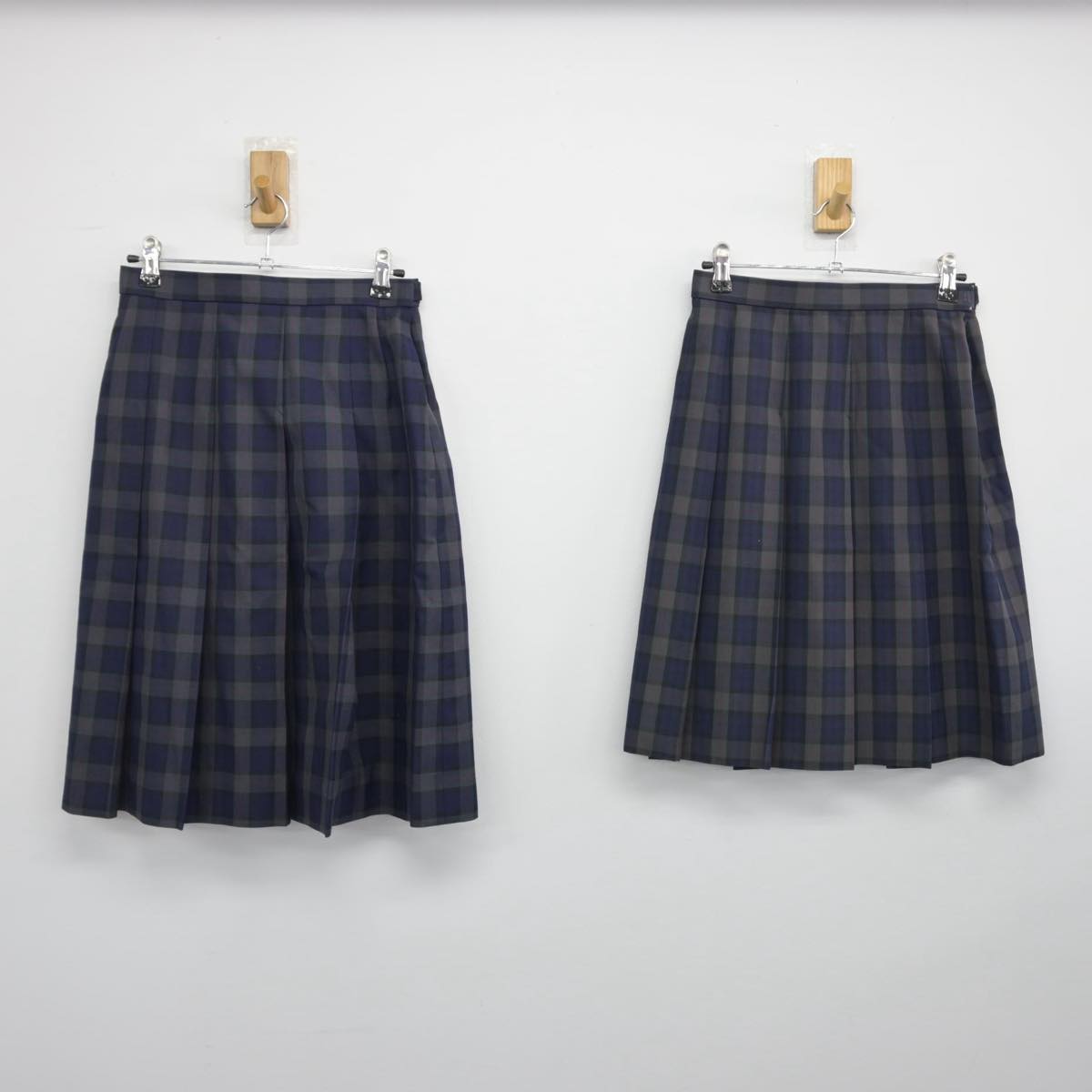 【中古】埼玉県 葦原中学校 女子制服 5点（ブレザー・スカート）sf028750