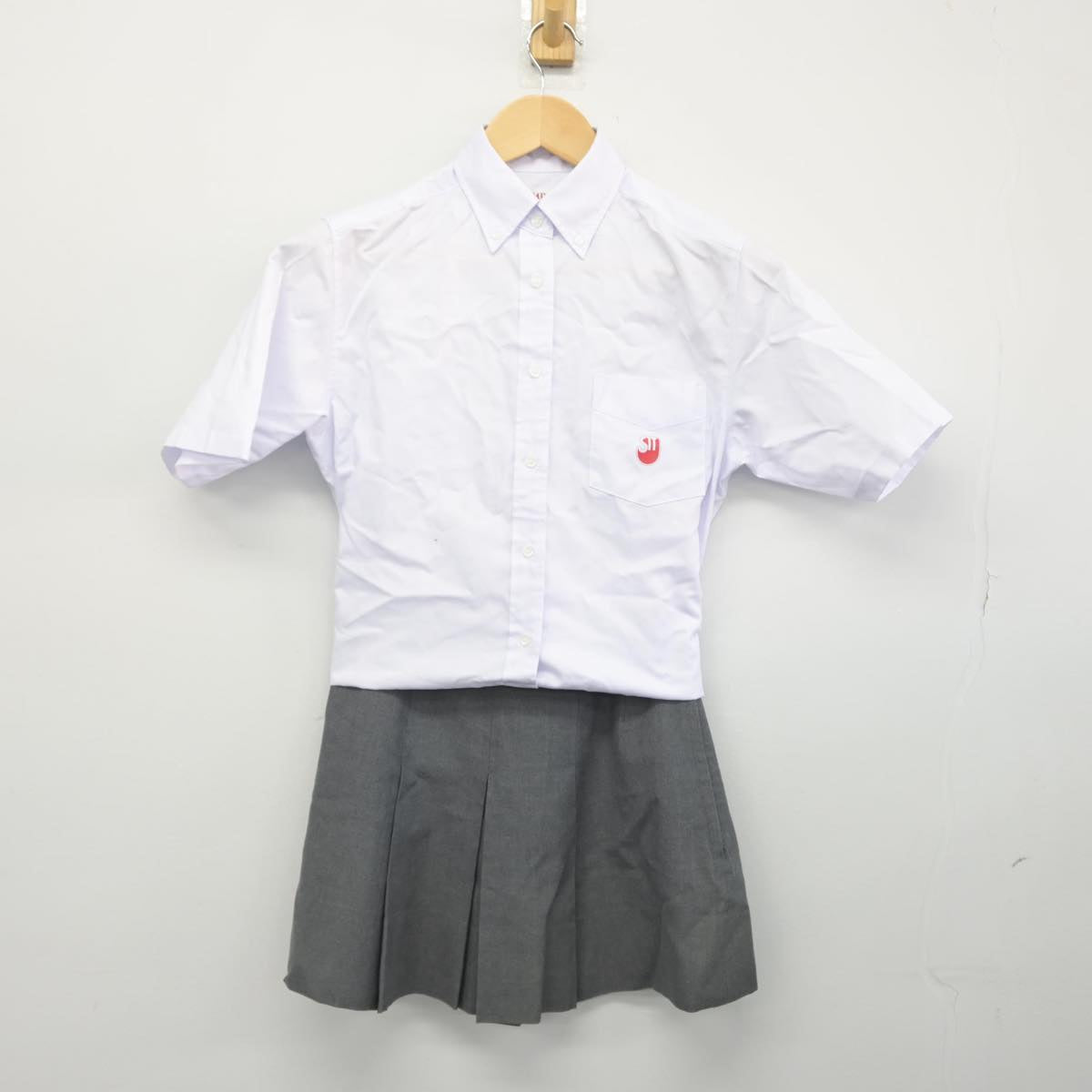 【中古】神奈川県 湘南工科大学附属高等学校 女子制服 2点（シャツ・スカート）sf028766