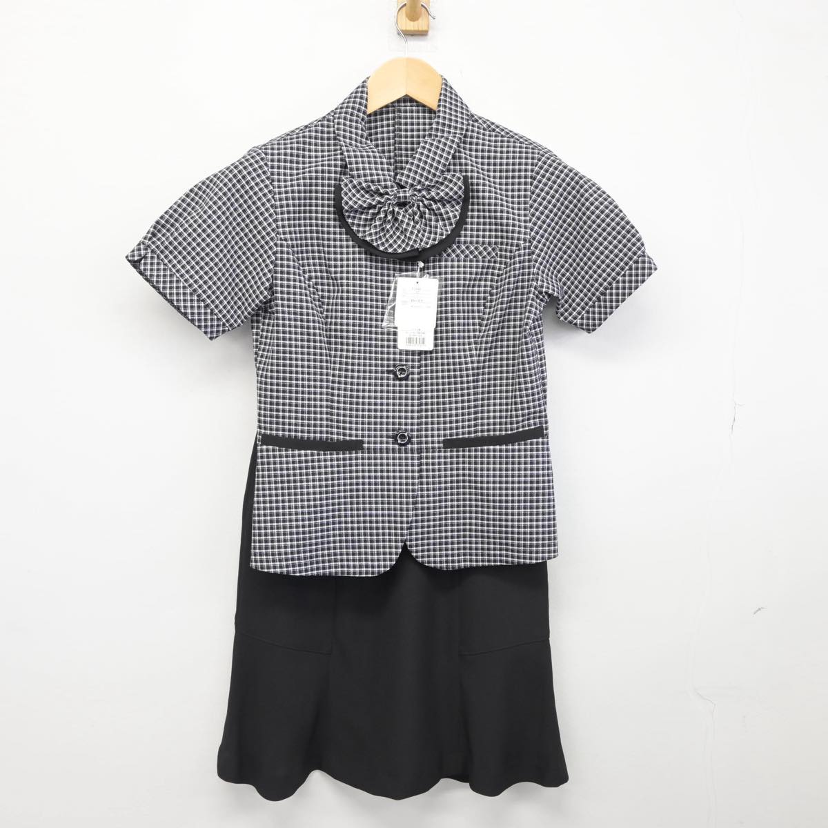 【中古】 事務服 女子制服 2点（シャツ・スカート）sf028781