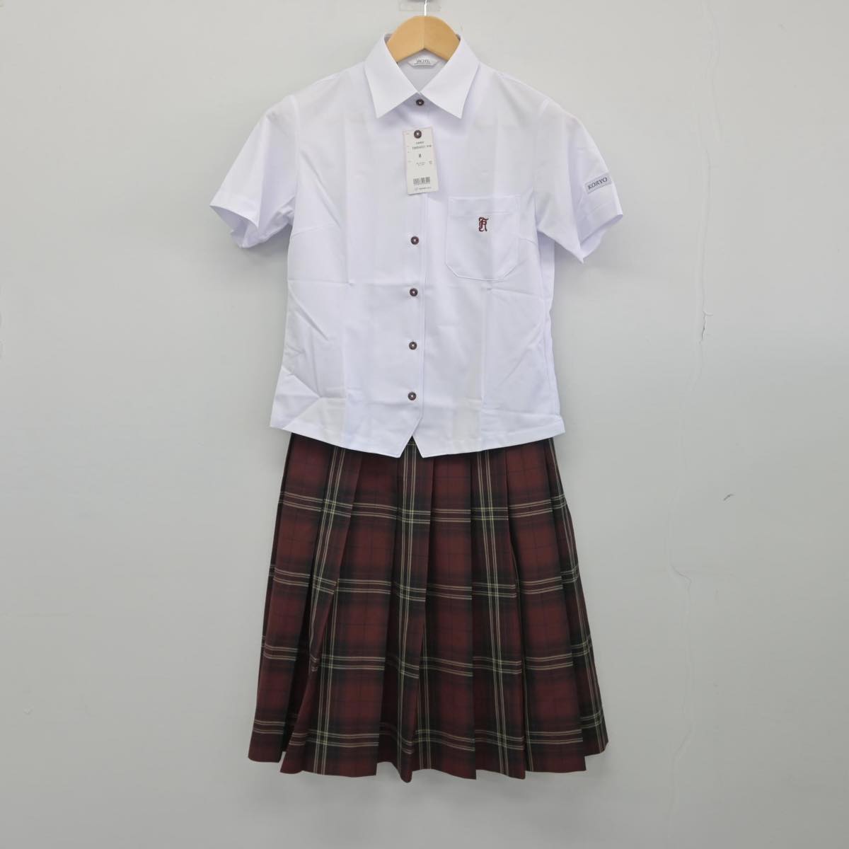 【中古】広島県 広陵高等学校 女子制服 2点（シャツ・スカート）sf028830