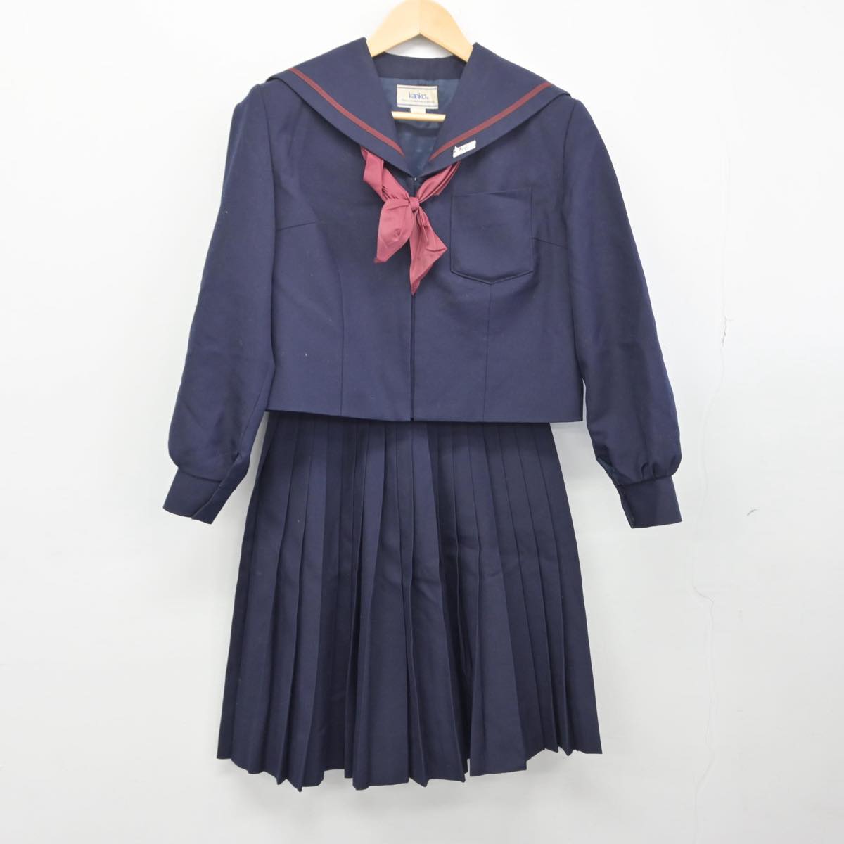 【中古】和歌山県 那賀高等学校 女子制服 4点（セーラー服・スカート）sf028873