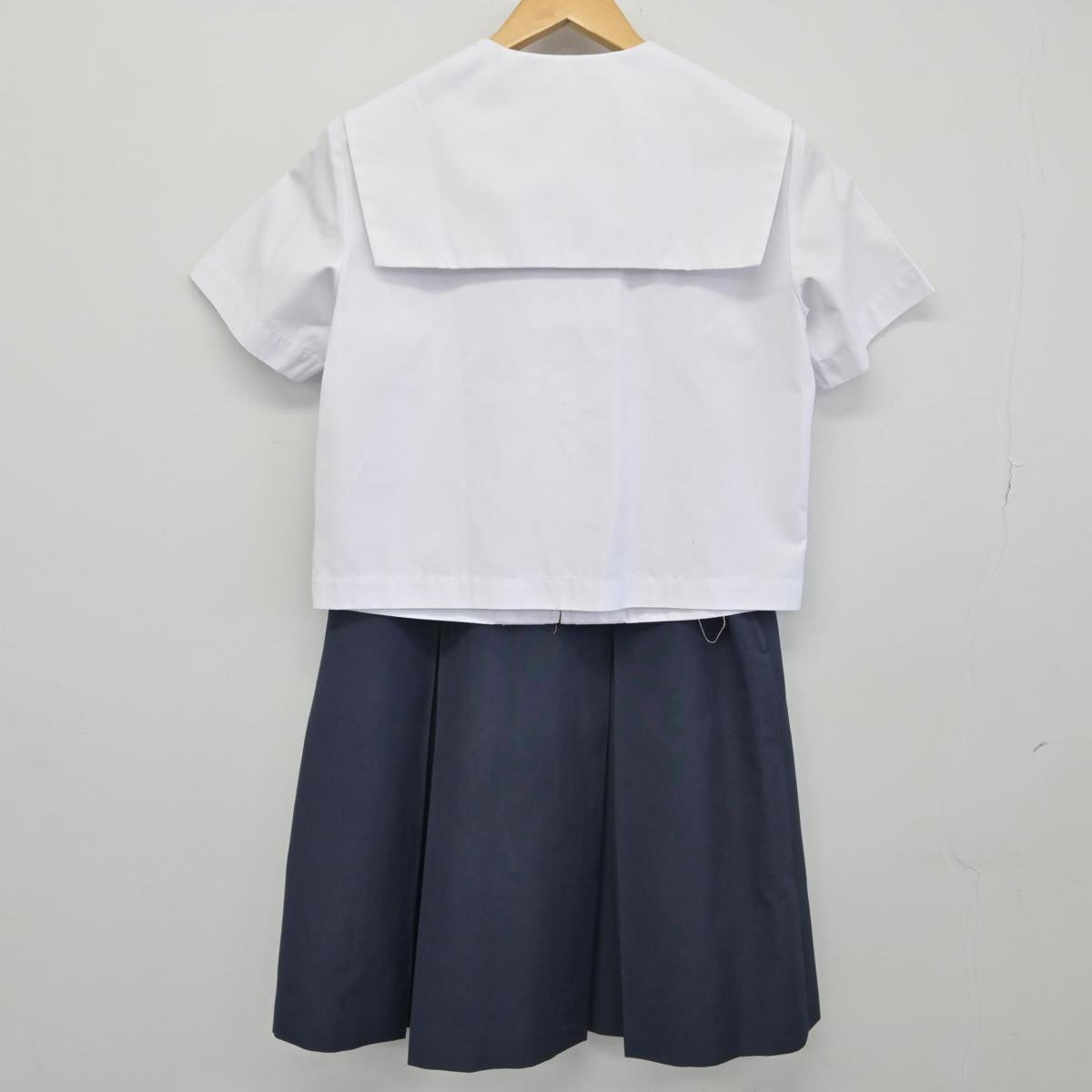 【中古】秋田県 秋田南高等学校 女子制服 4点（セーラー服・スカート）sf028927