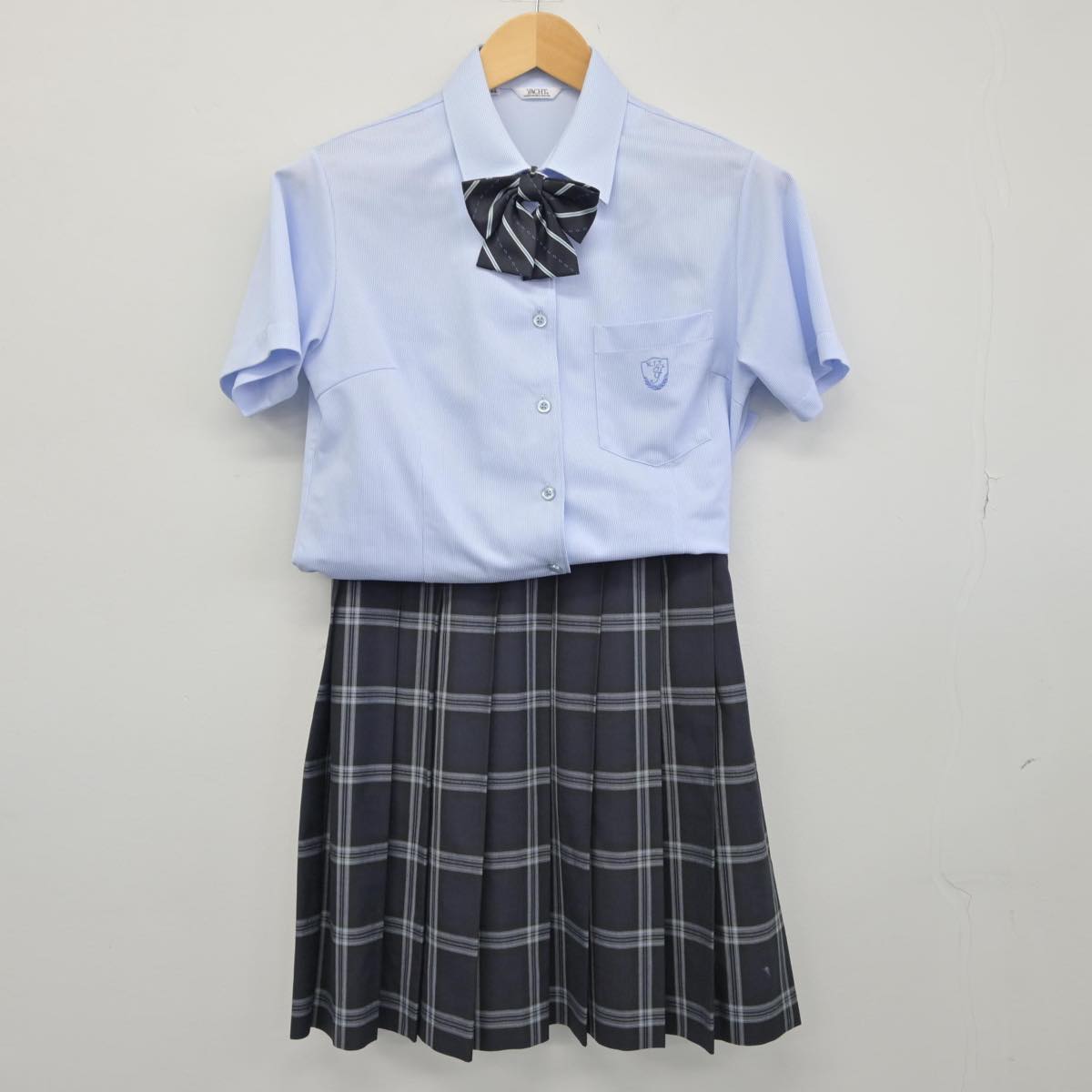 【中古】鳥取県 米子工業高等専門学校 女子制服 3点（シャツ・スカート）sf028936