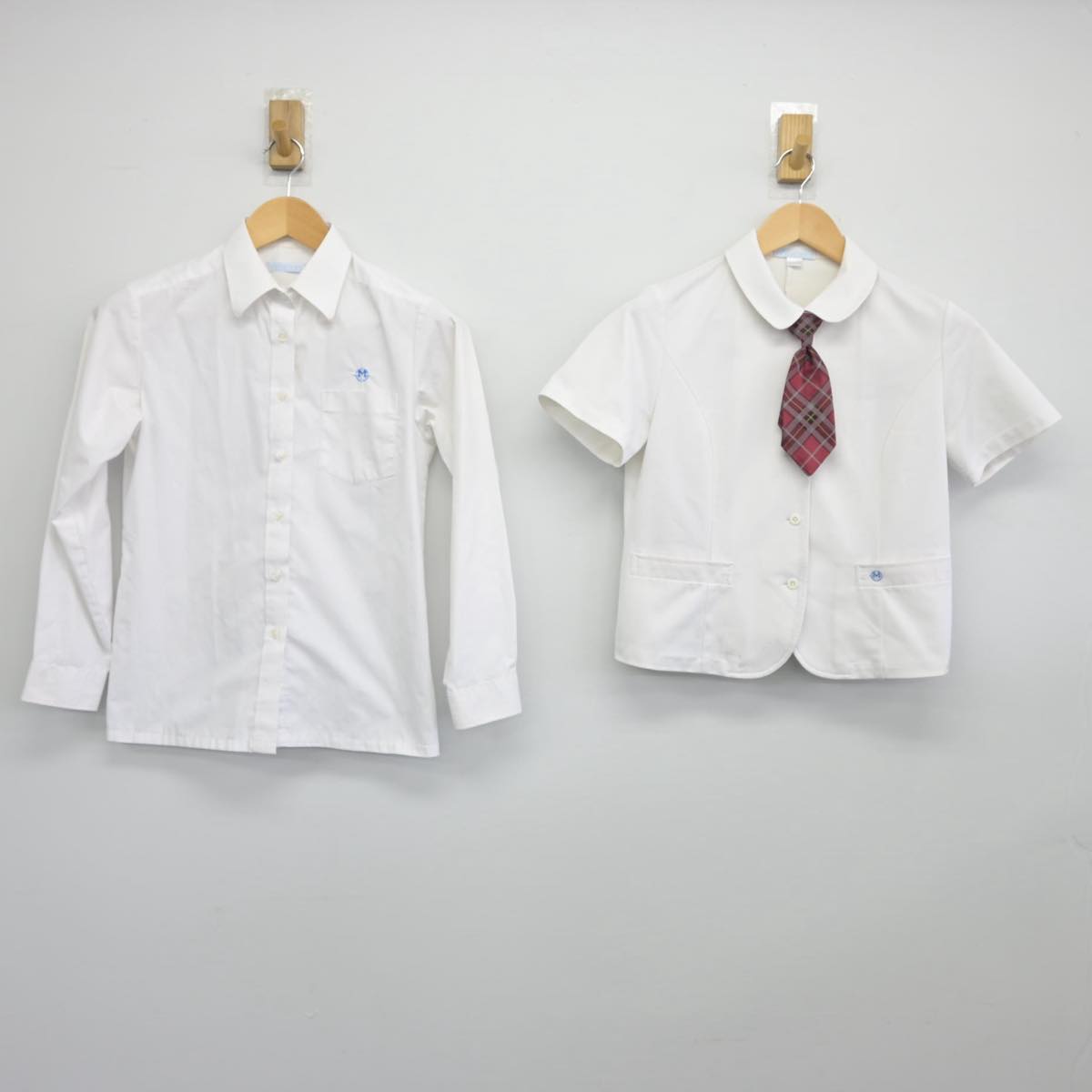 【中古】熊本県 熊本マリスト学園中学校 女子制服 4点（シャツ）sf028950