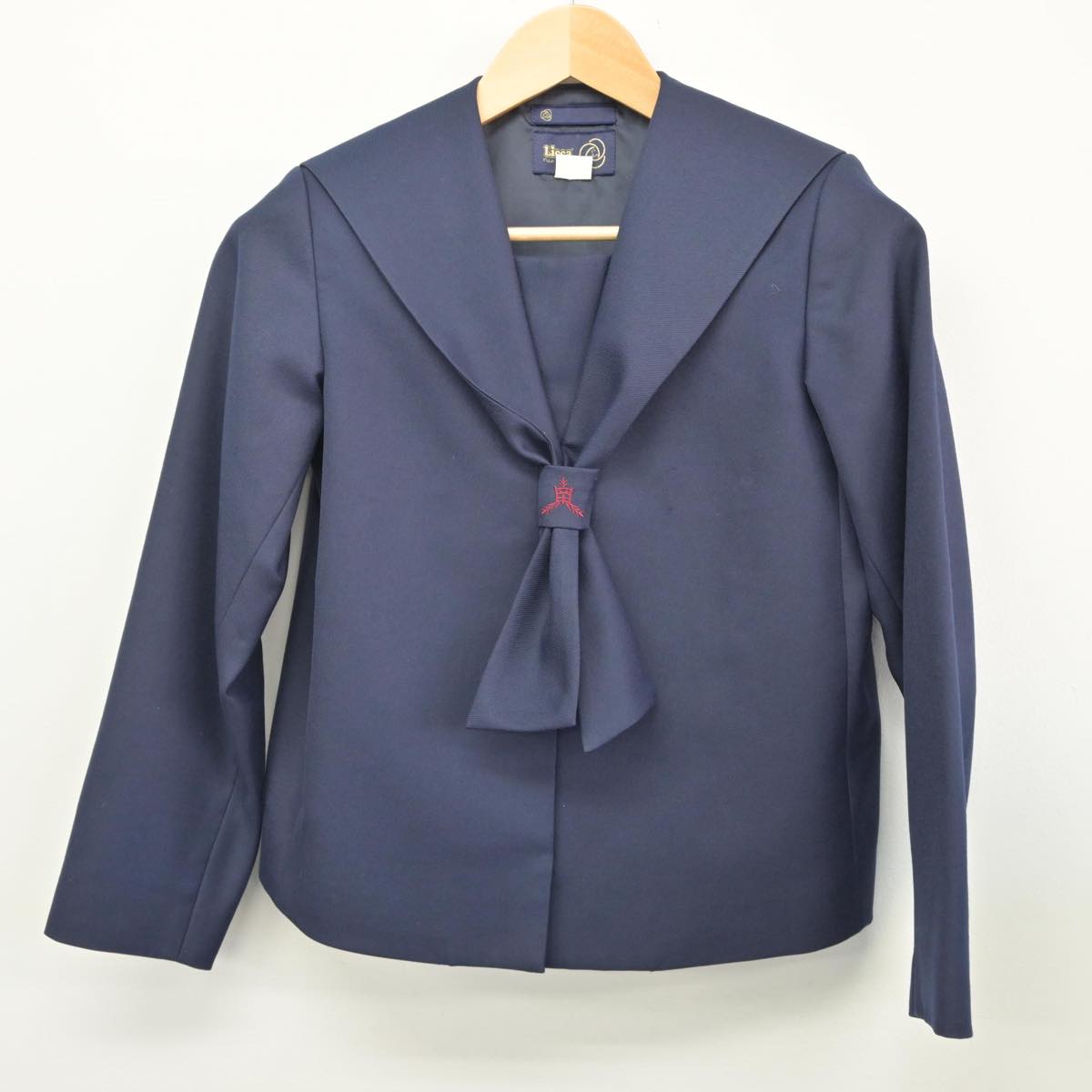 【中古】福島県 福島市立福島第四中学校 女子制服 2点（セーラー服・スカート）sf028987