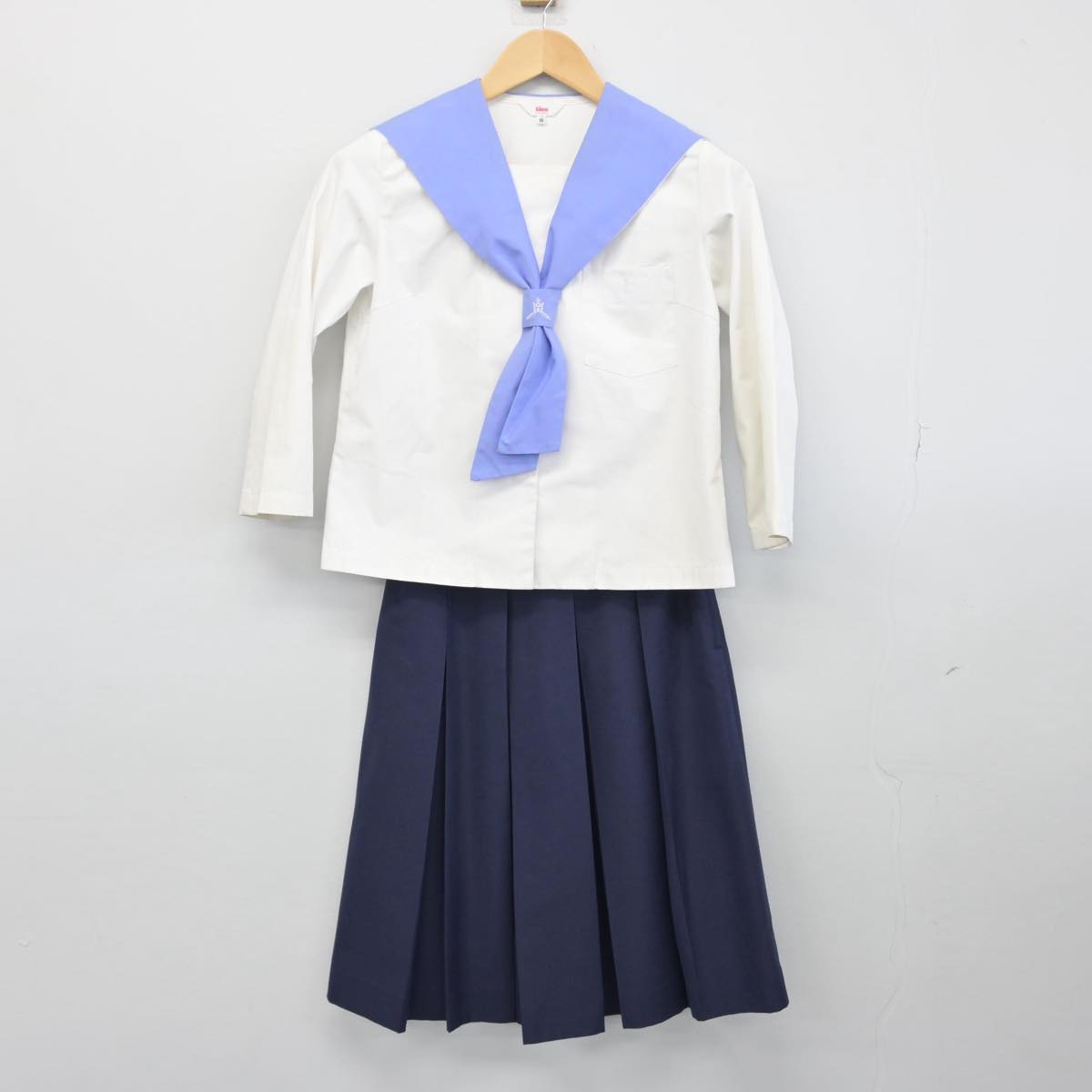 【中古】福島県 福島私立第四中学校 女子制服 3点（セーラー服・スカート）sf028988