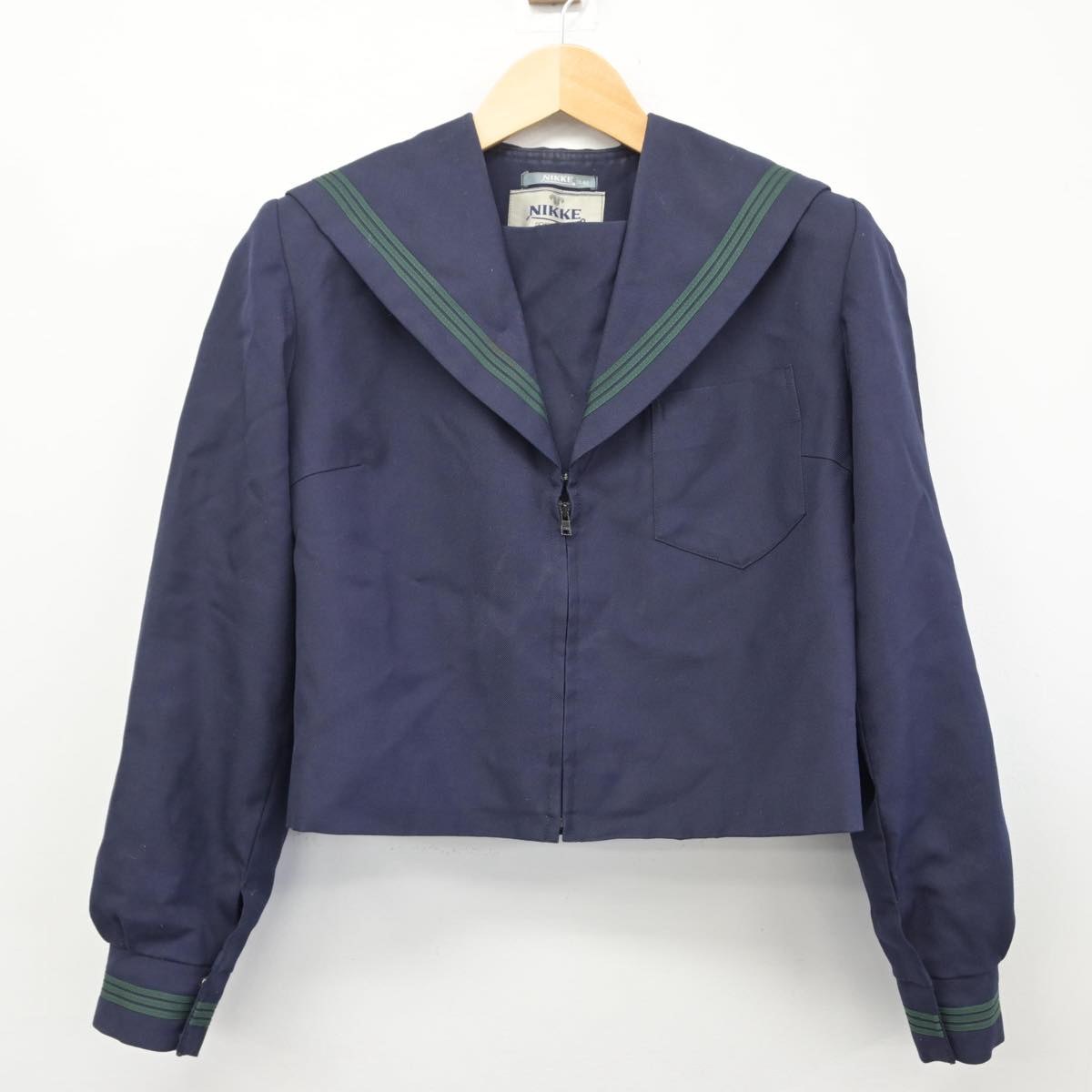 【中古】三重県 伊賀市緑が丘中学校 女子制服 2点（セーラー服・スカート）sf028996