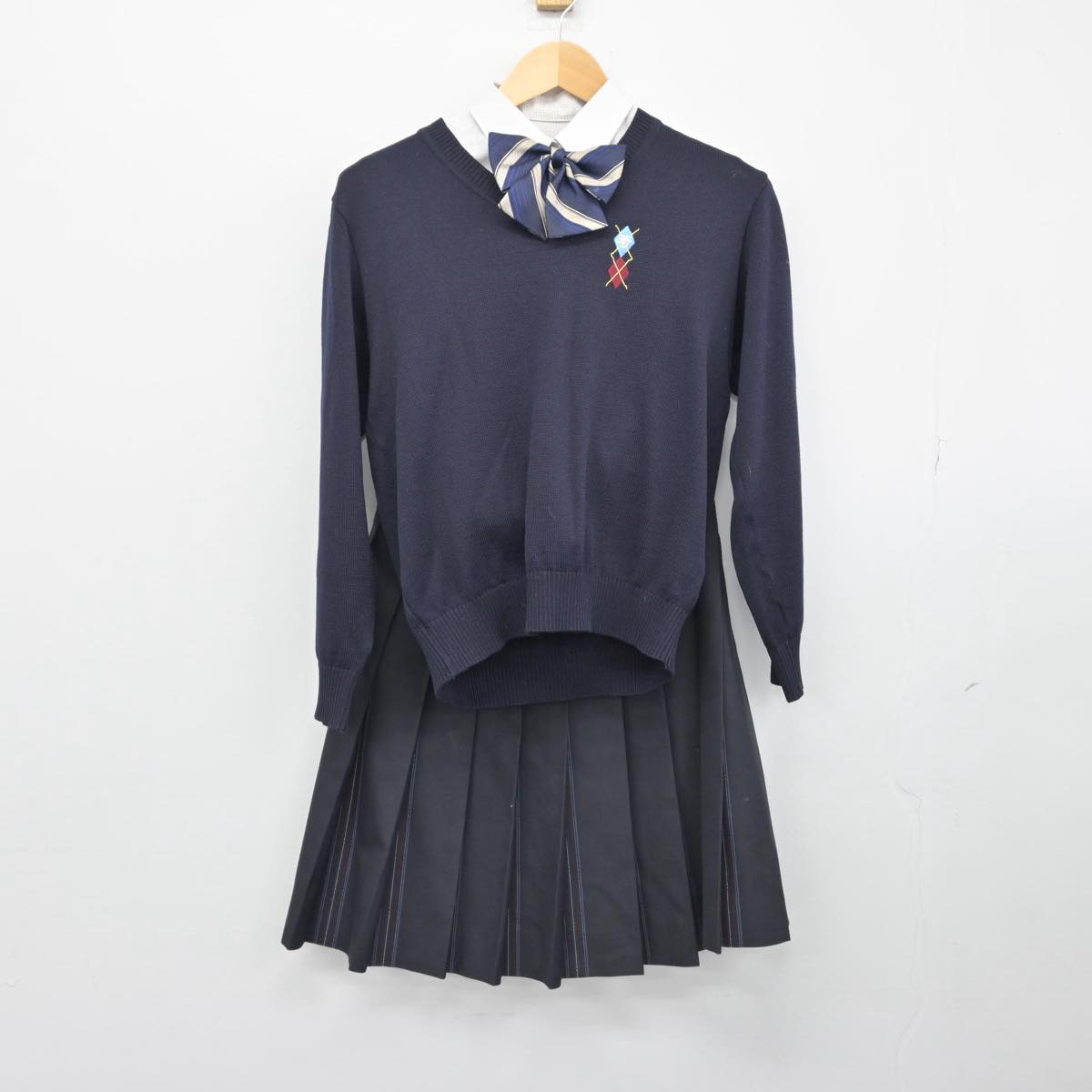 【中古】東京都 八王子実践高等学校 女子制服 7点（ブレザー・シャツ・ニット・スカート）sf029027