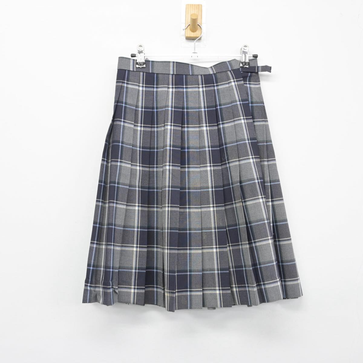 【中古】宮城県 角田高等学校 女子制服 2点（シャツ・スカート）sf029040