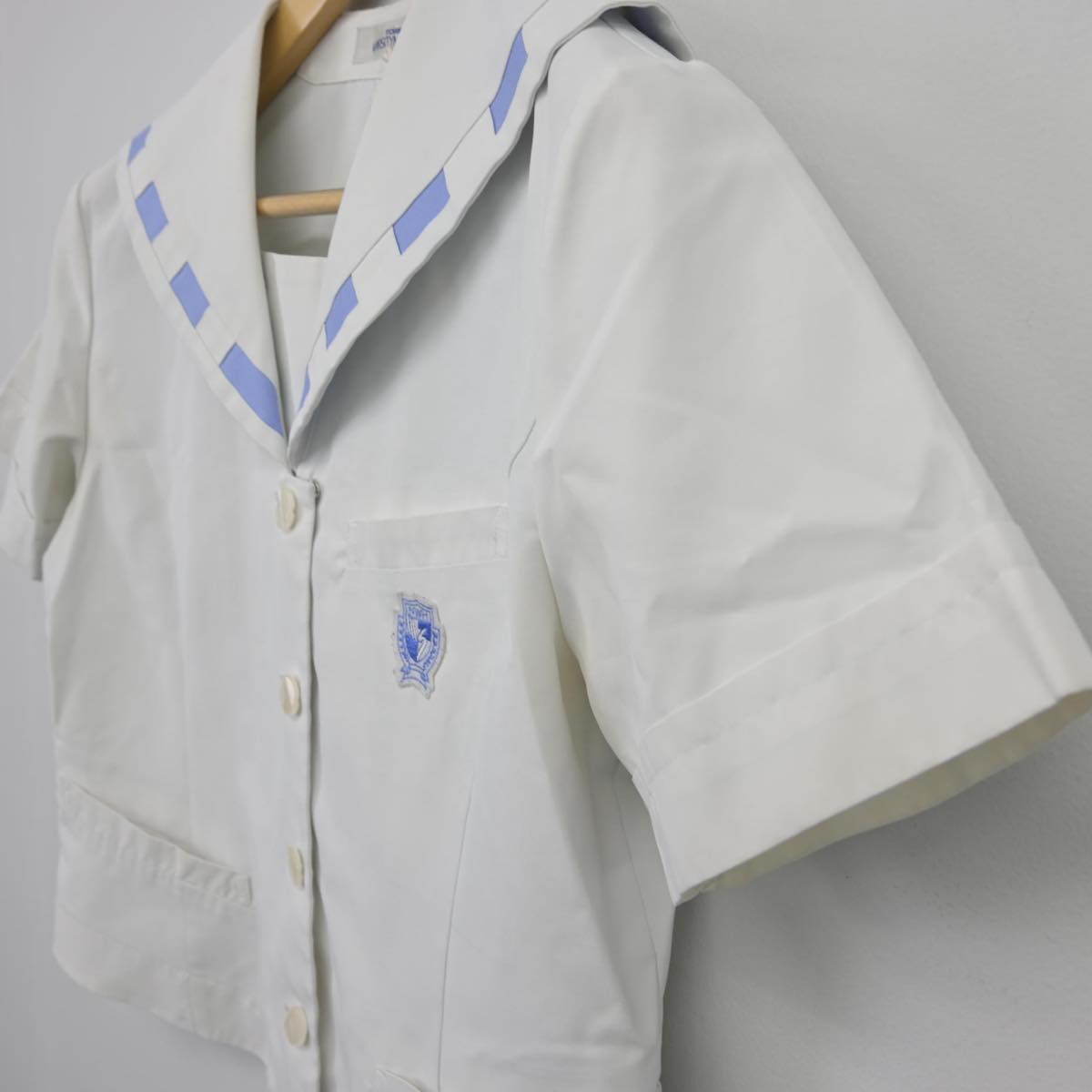 【中古】長崎県 鶴鳴学園長崎女子高等学校 女子制服 1点（セーラー服）sf029091