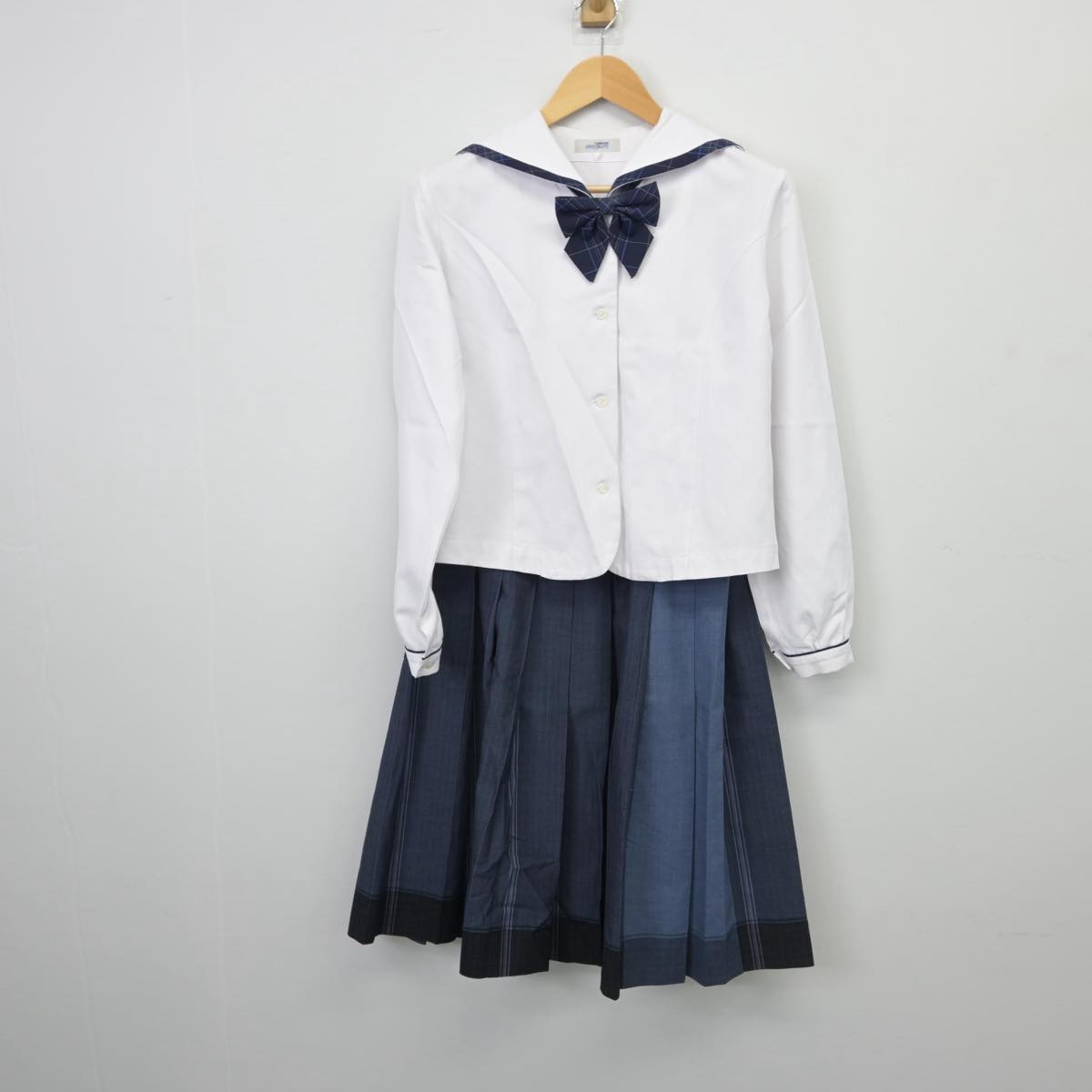 中古制服】鹿児島県 樟南高等学校 女子制服 4点（セーラー服・スカート）sf029097【リサイクル学生服】 | 中古制服通販パレイド