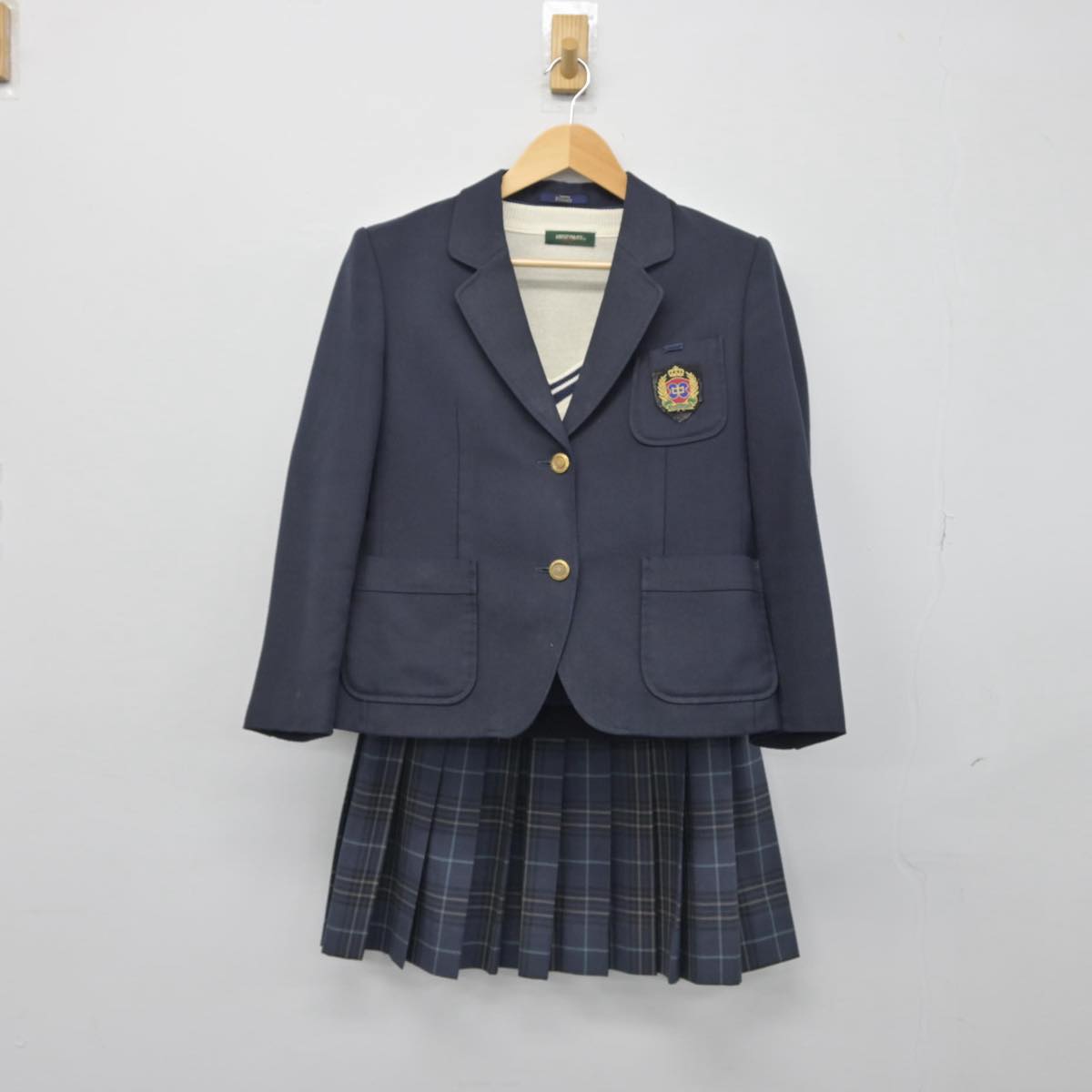 【中古】島根県 大東中学校 女子制服 3点（ブレザー・ニット・スカート）sf029161