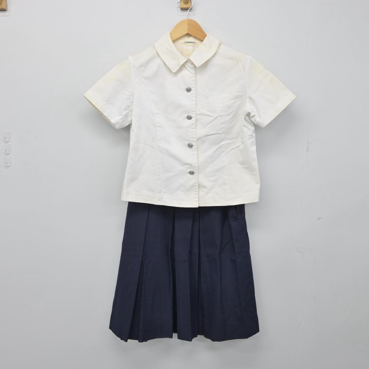 【中古】静岡県 袋井高等学校 女子制服 2点（シャツ・スカート）sf029164