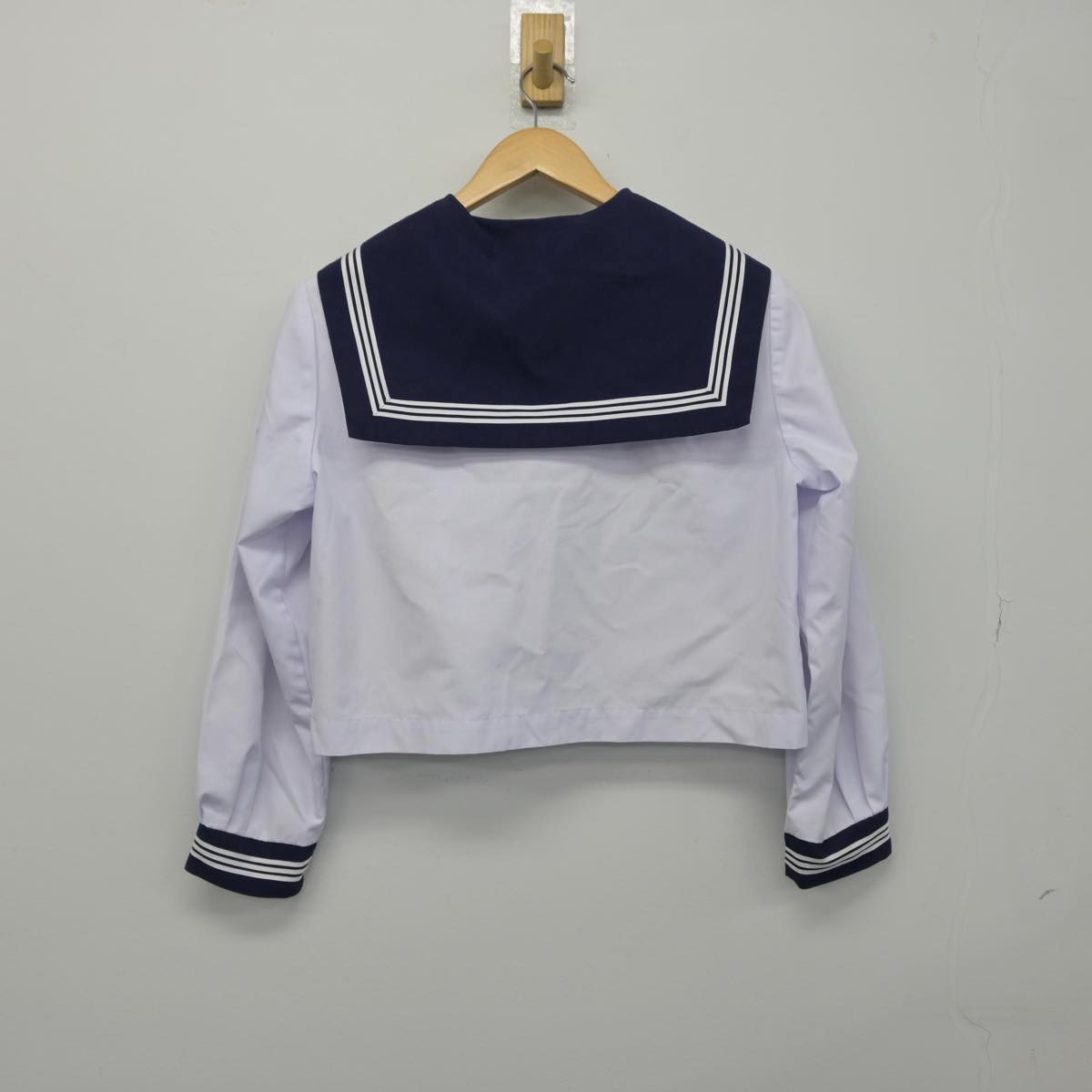 【中古】宮崎県 国富町本庄中学校 女子制服 2点（セーラー服）sf029170