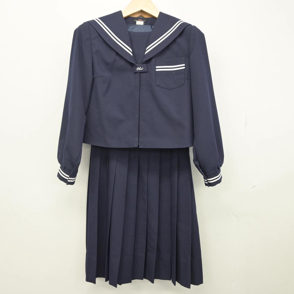 【中古】宮崎県 飫肥中学校 女子制服 2点（セーラー服・ジャンパースカート）sf029185