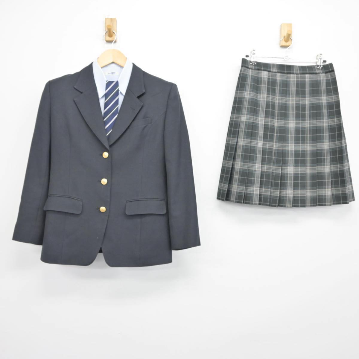 【中古】北海道 札幌旭丘高等学校 女子制服 4点（ブレザー・シャツ・スカート）sf029195