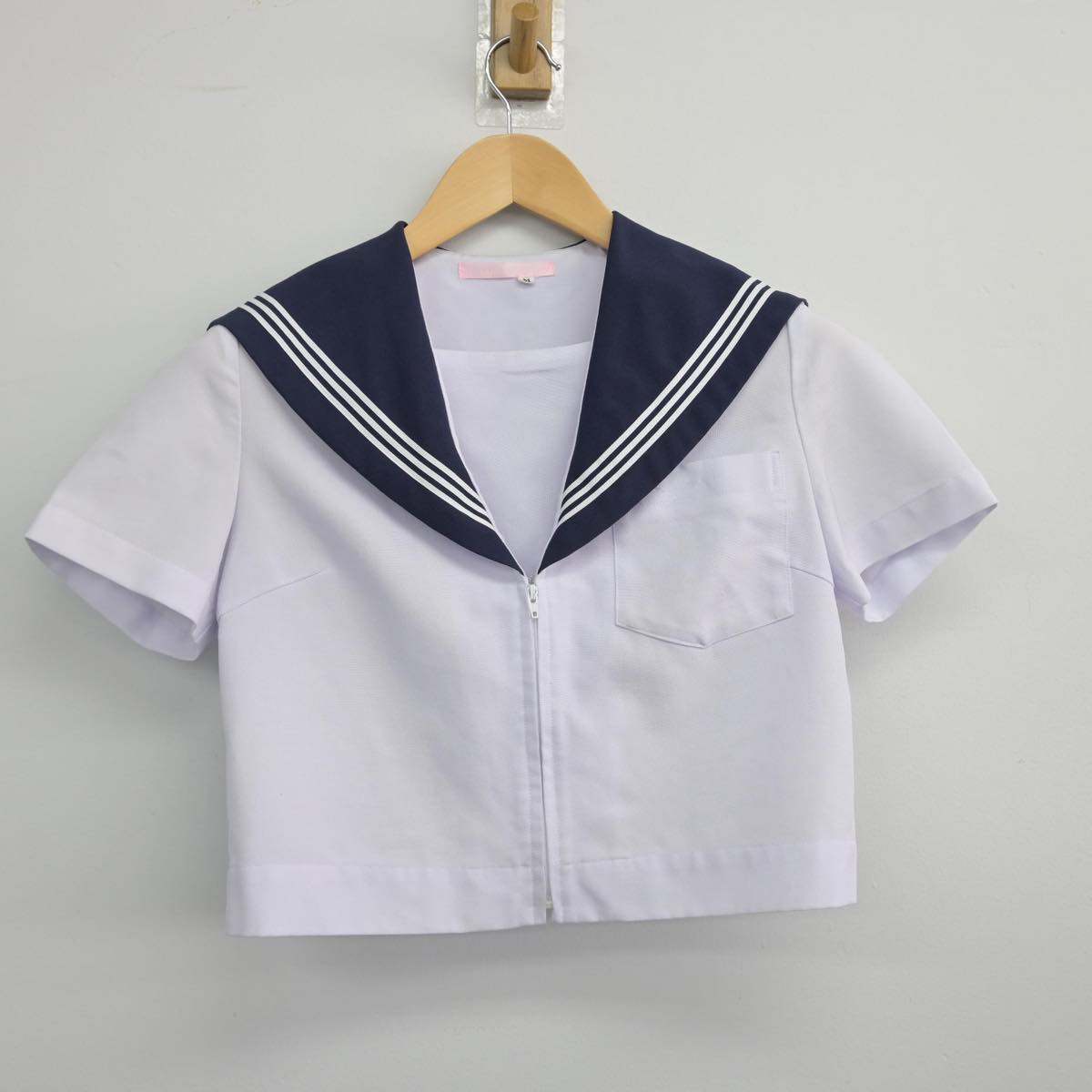 【中古】愛知県 尾張旭東中学校 女子制服 2点（セーラー服・スカート）sf029215