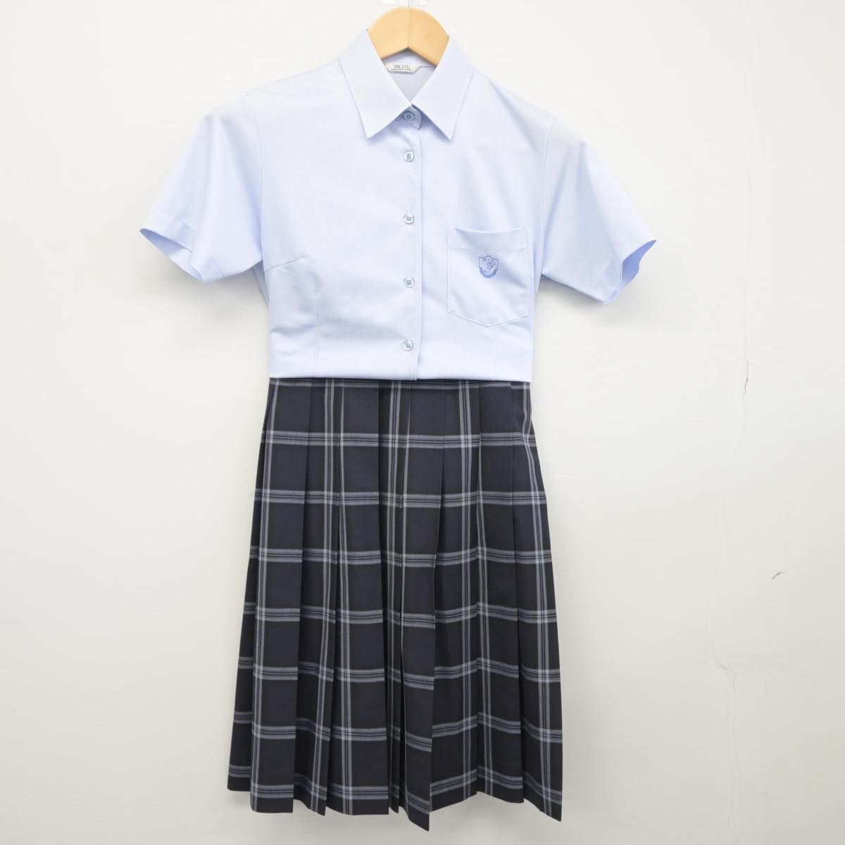 【中古】鳥取県 国立米子工業高等専門学校 女子制服 2点（シャツ・スカート）sf029262