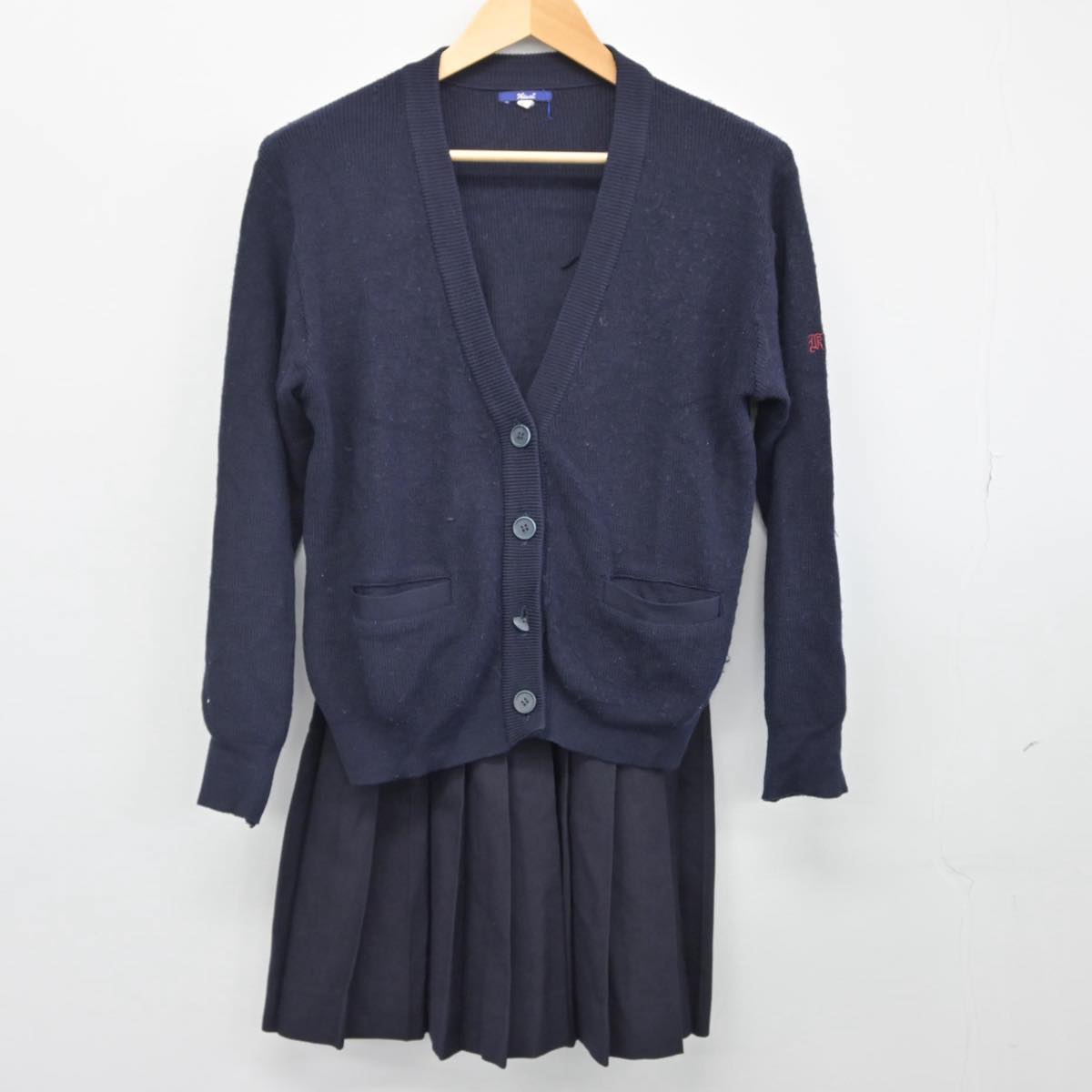 【中古】東京都 佼成学園 女子制服 2点（ニット・スカート）sf029274