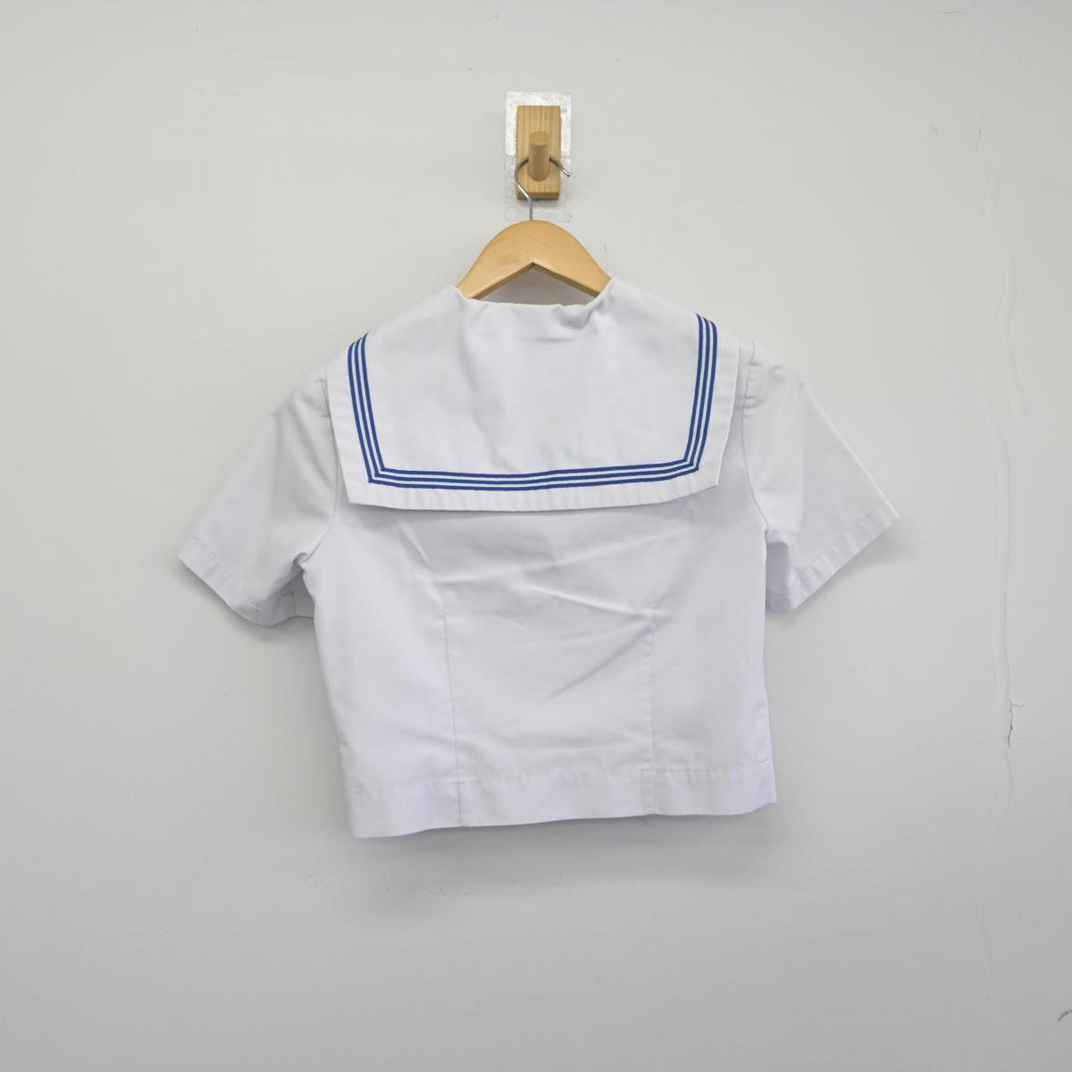 【中古】福岡県 香住丘高等学校 女子制服 3点（セーラー服・スカート）sf029286