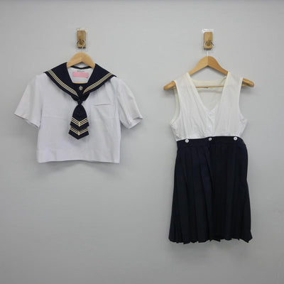 【中古】神奈川県 湘南白百合学園高等学校 女子制服 4点（セーラー服・スカート）sf029360