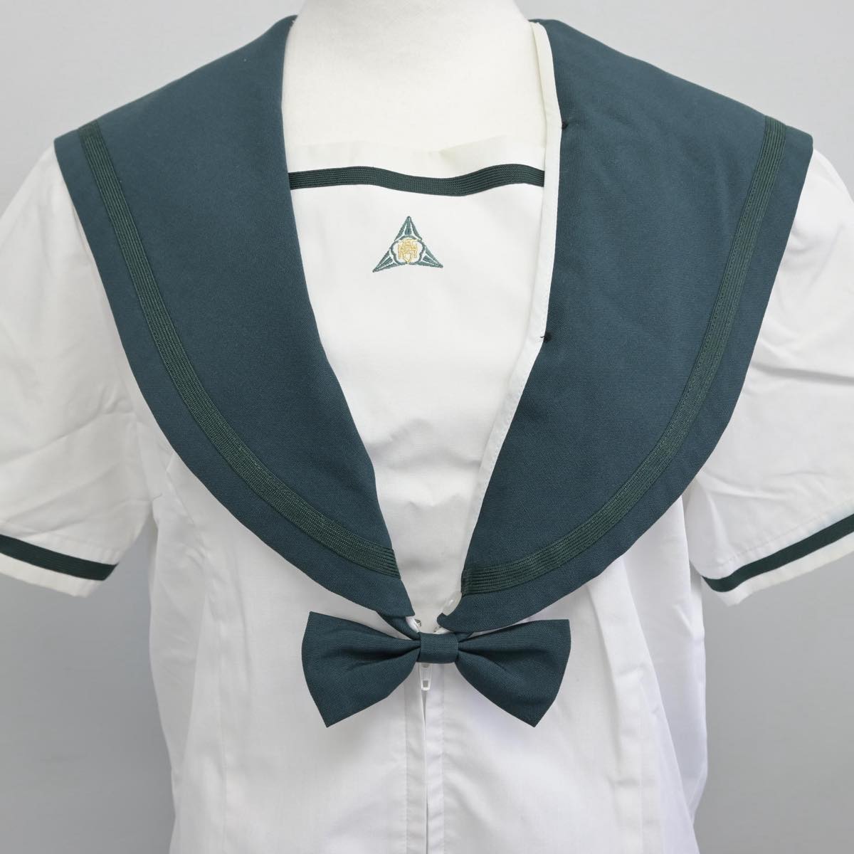 【中古】千葉県 成田国際高等学校 女子制服 3点（セーラー服・スカート）sf029397